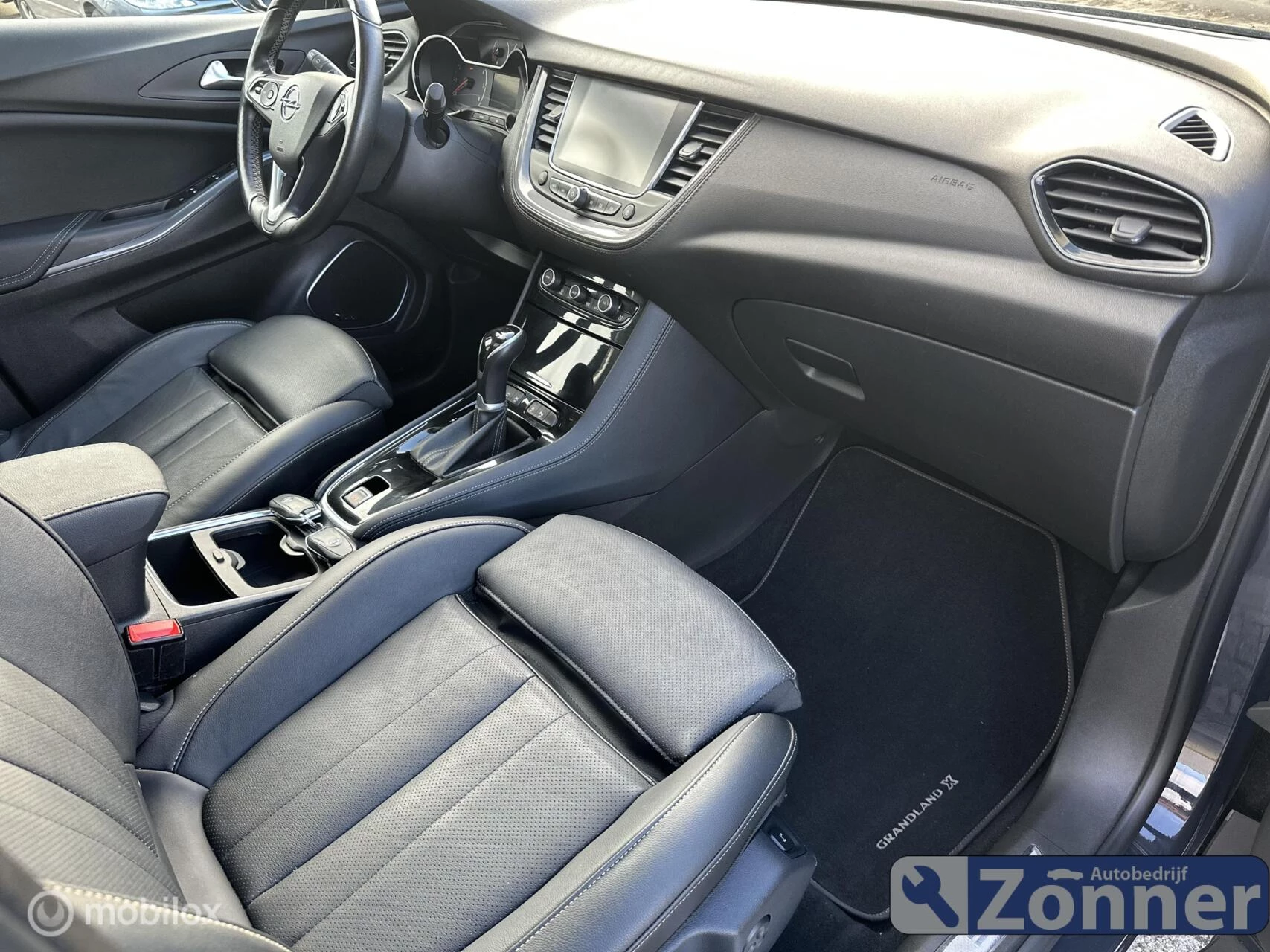 Hoofdafbeelding Opel Grandland X