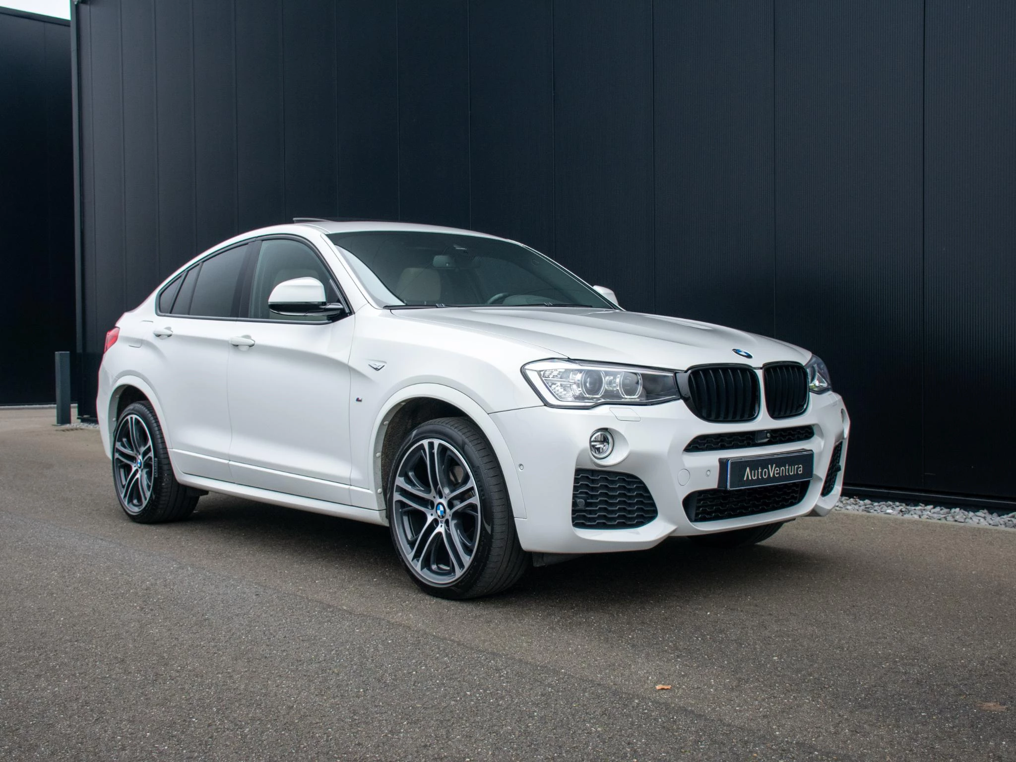 Hoofdafbeelding BMW X4