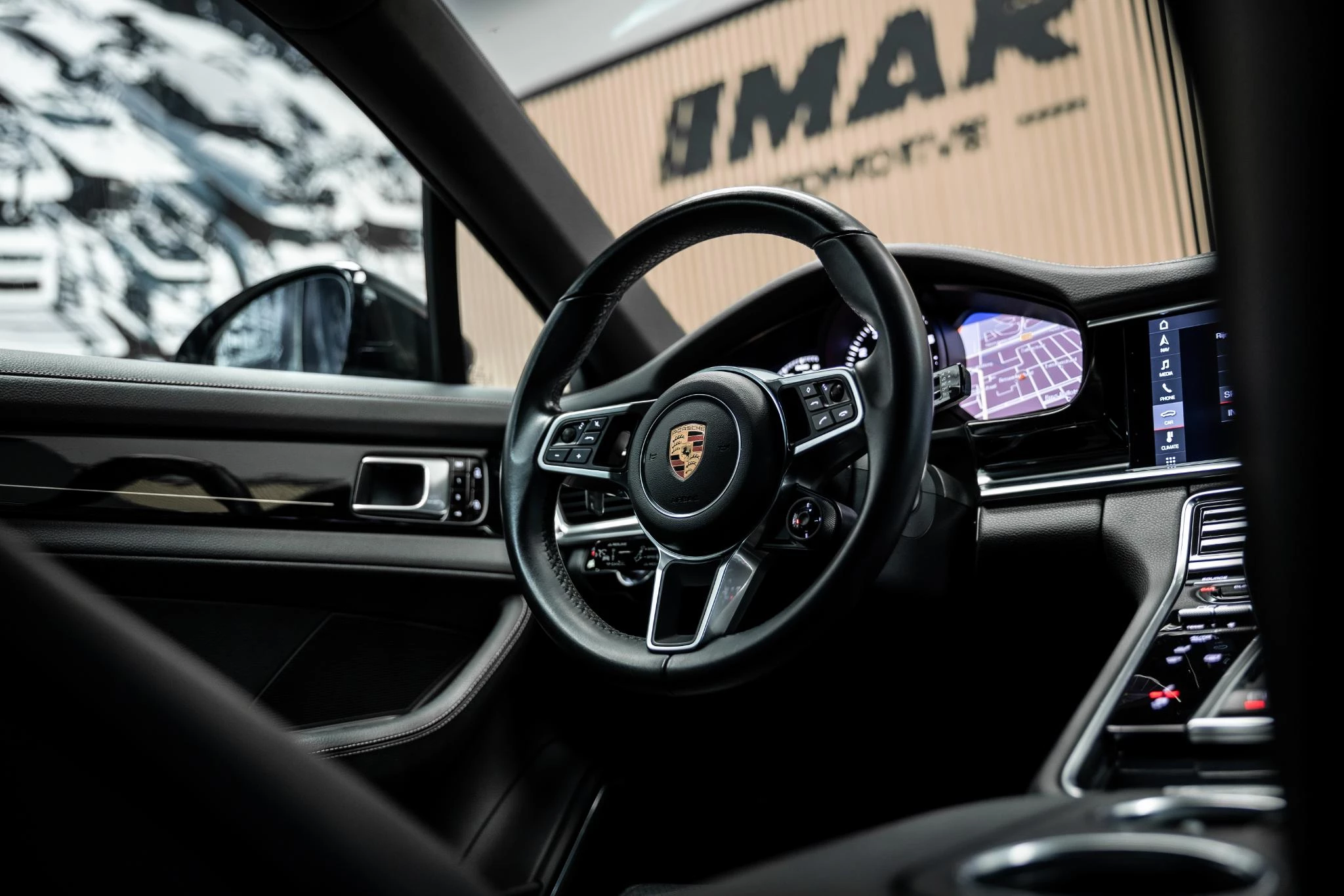 Hoofdafbeelding Porsche Panamera