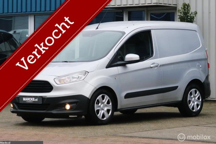 Hoofdafbeelding Ford Transit Courier