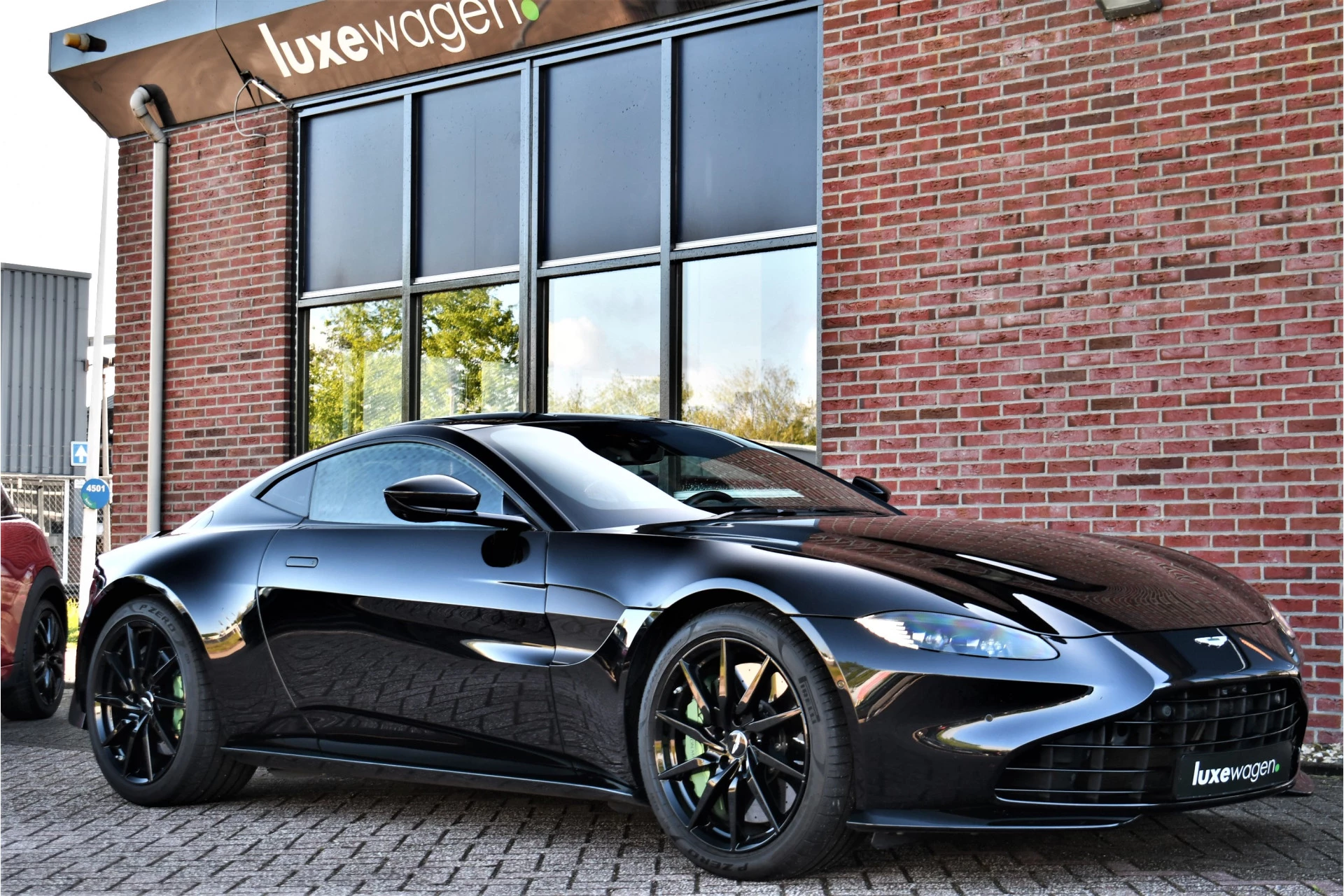 Hoofdafbeelding Aston Martin V8 Vantage