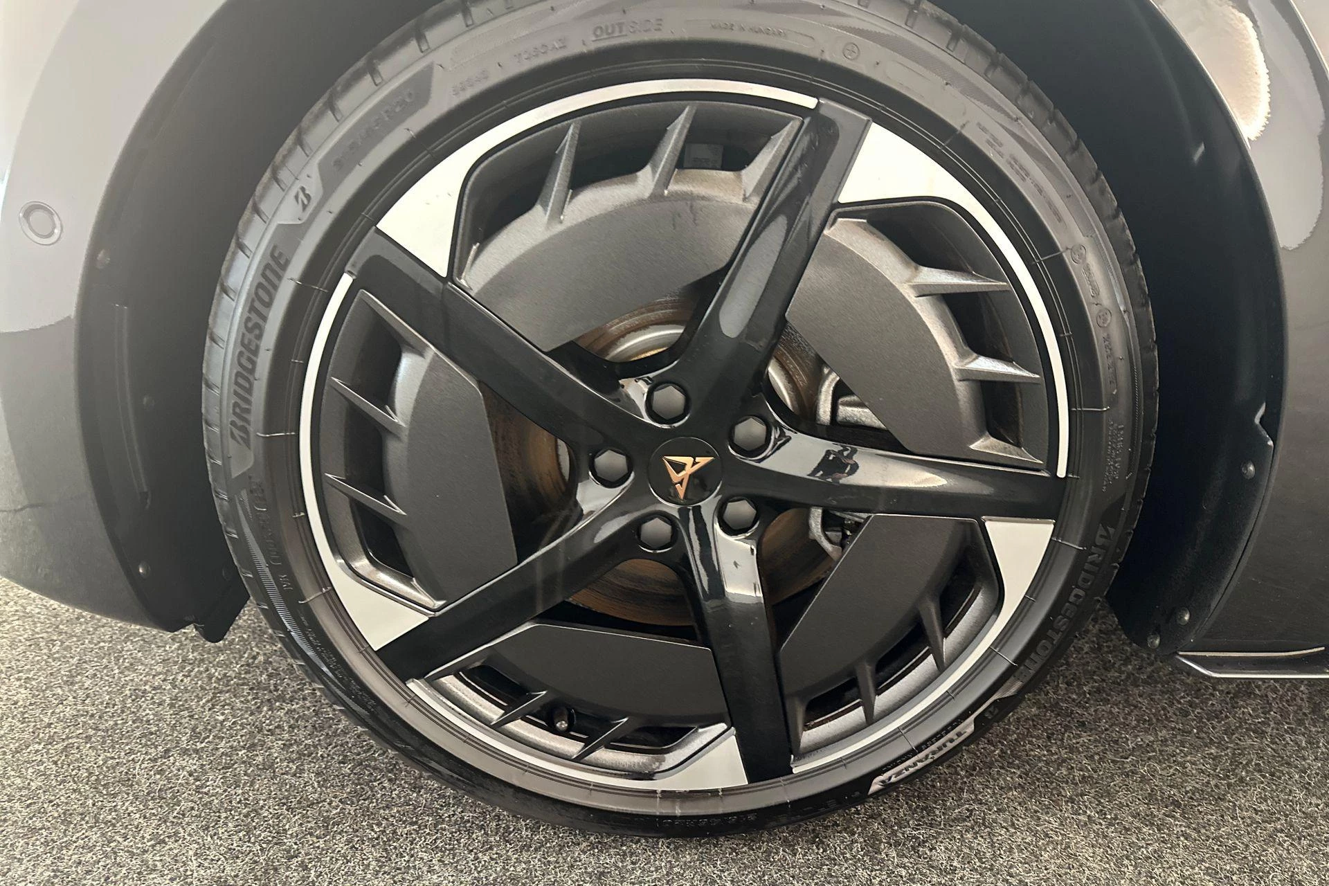 Hoofdafbeelding CUPRA Born