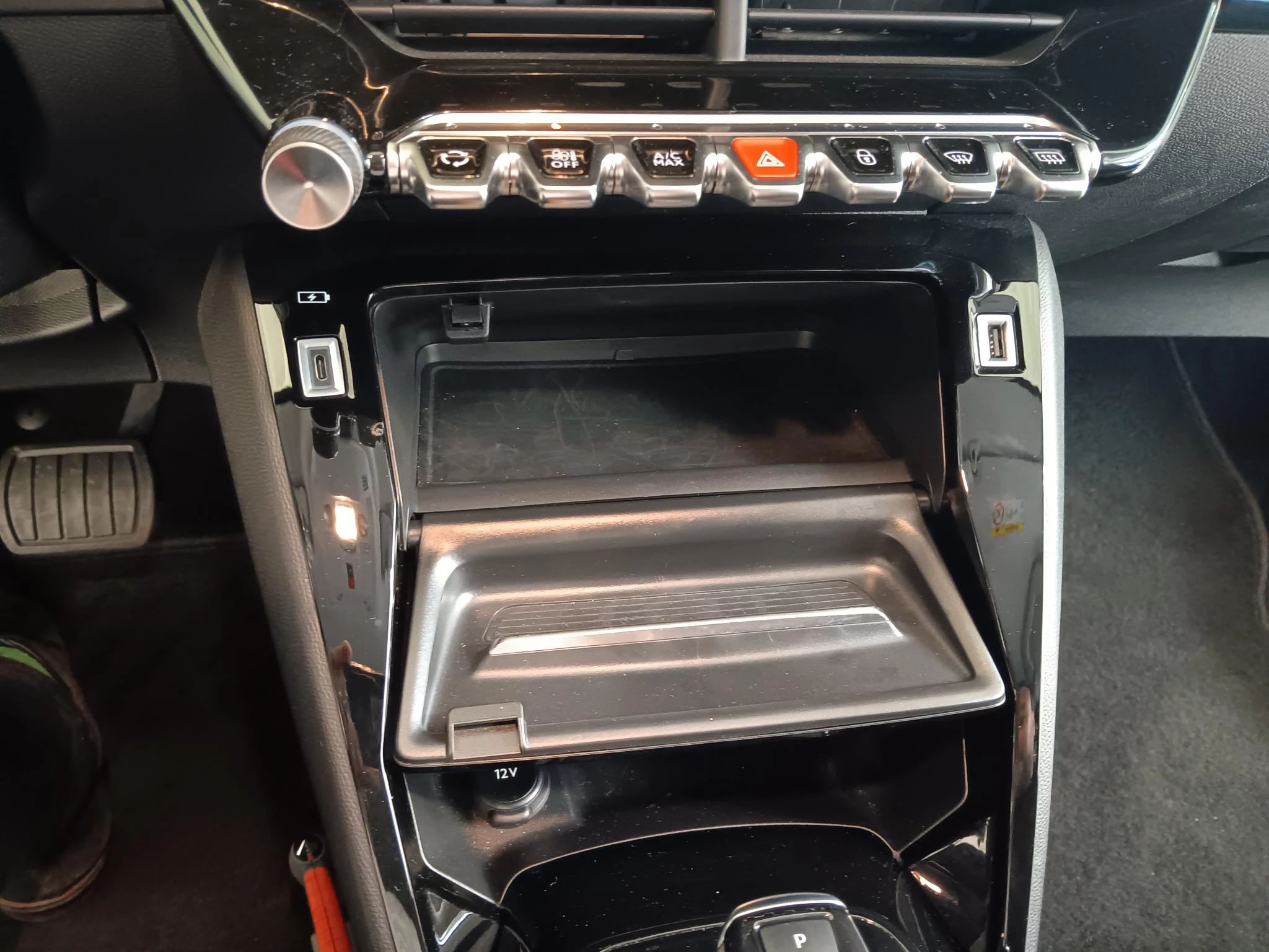 Hoofdafbeelding Peugeot e-208