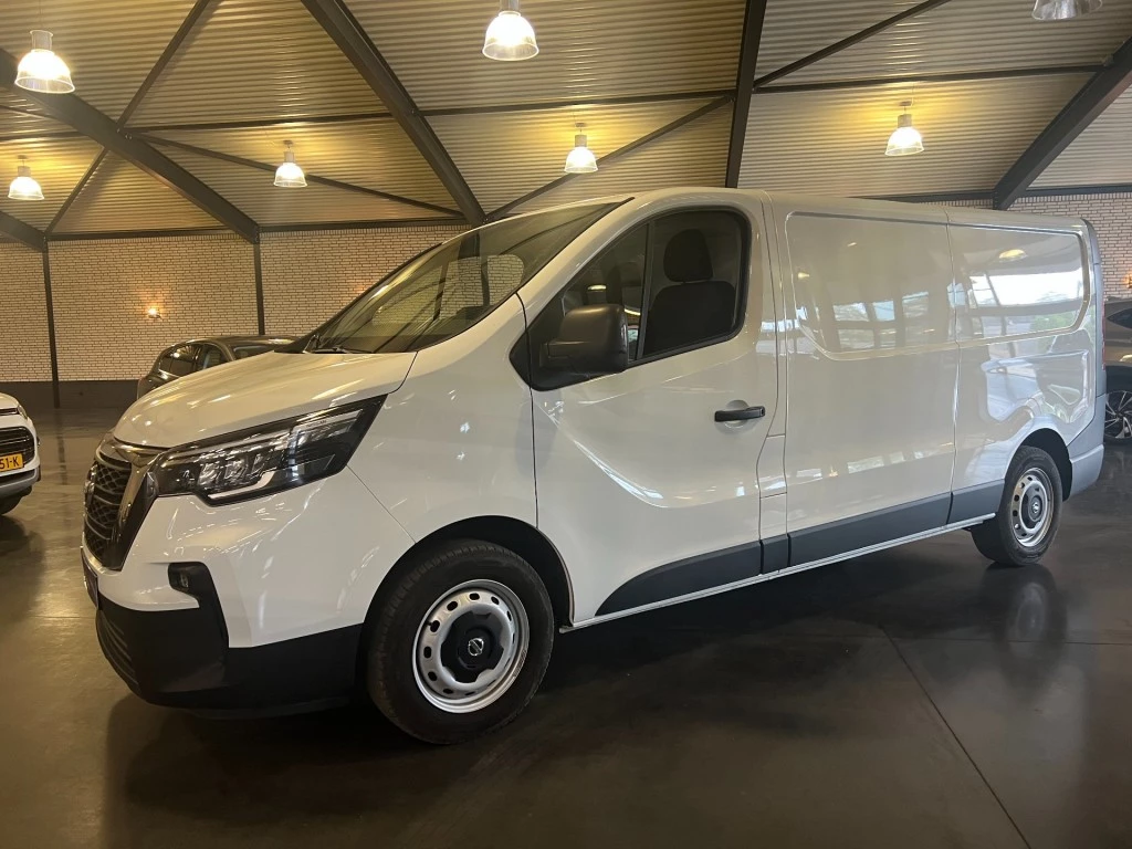 Hoofdafbeelding Nissan Primastar