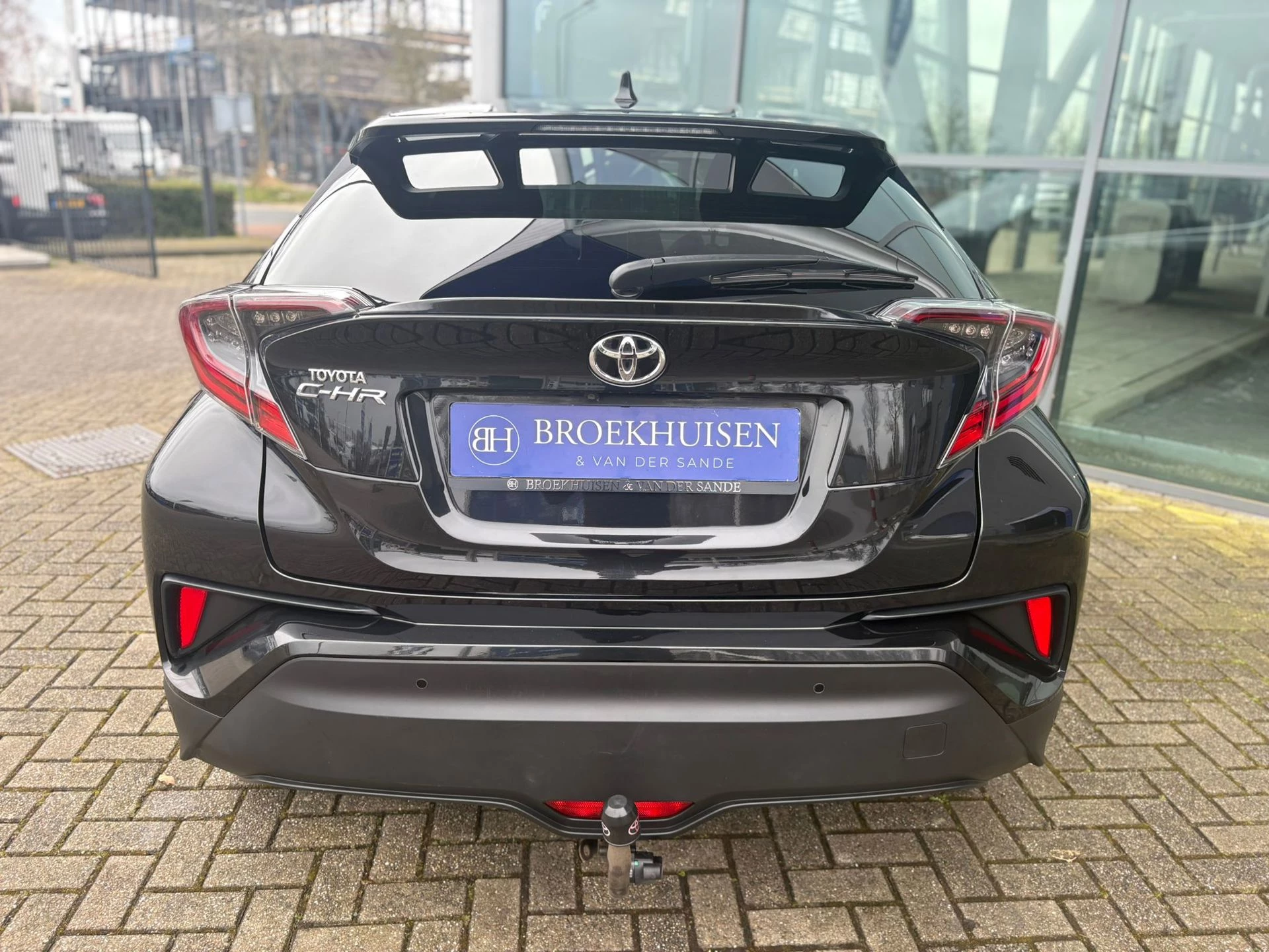 Hoofdafbeelding Toyota C-HR