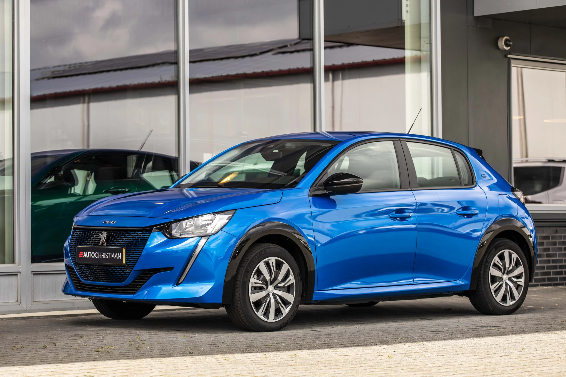 Hoofdafbeelding Peugeot e-208