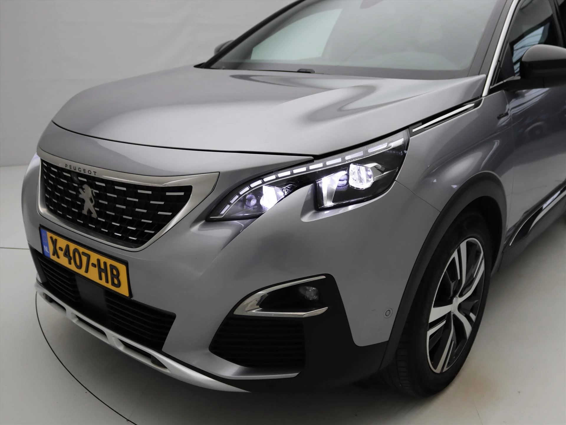 Hoofdafbeelding Peugeot 5008