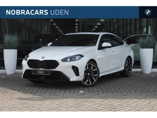 Hoofdafbeelding BMW 2 Serie BMW 2 Serie Gran Coupé 220 M Sport Automaat / Panoramadak / Sportstoelen / Adaptieve LED / M Adaptief onderstel / Comfort Access / Parking Assistant