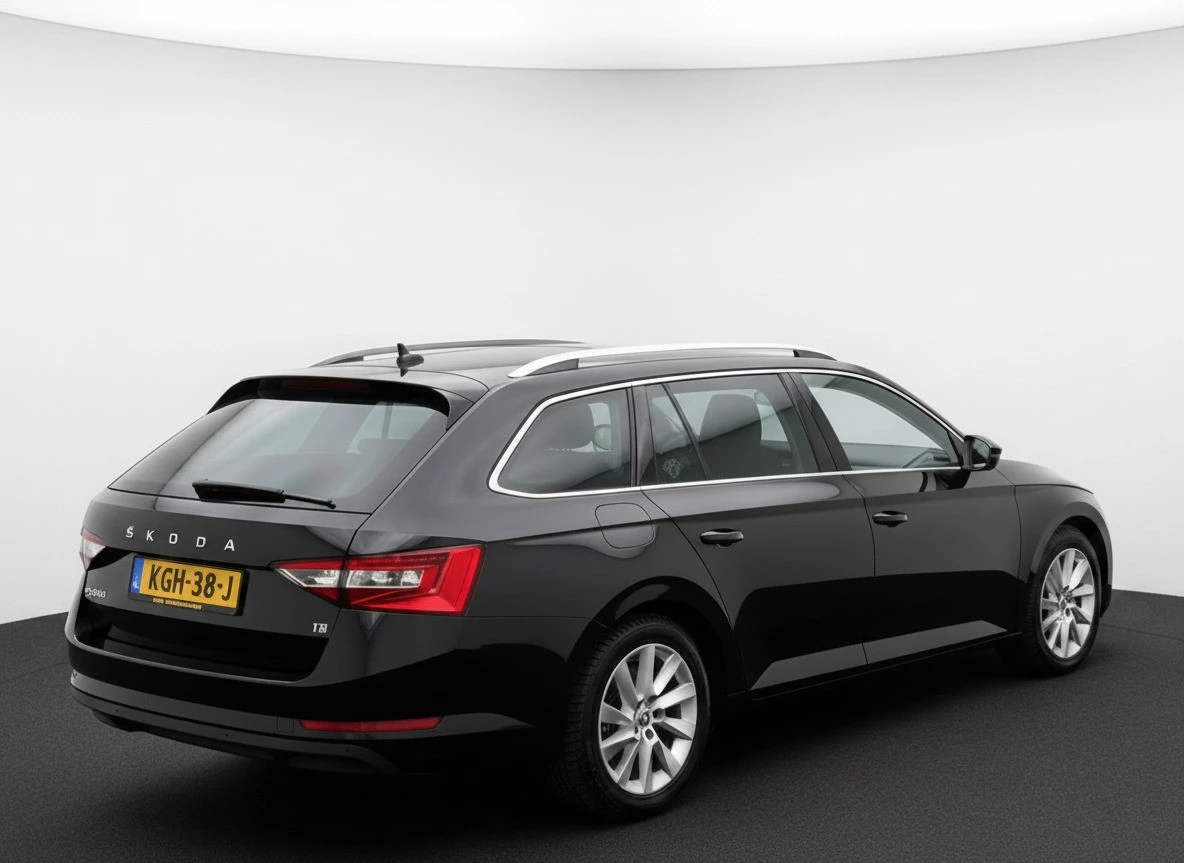 Hoofdafbeelding Škoda Superb