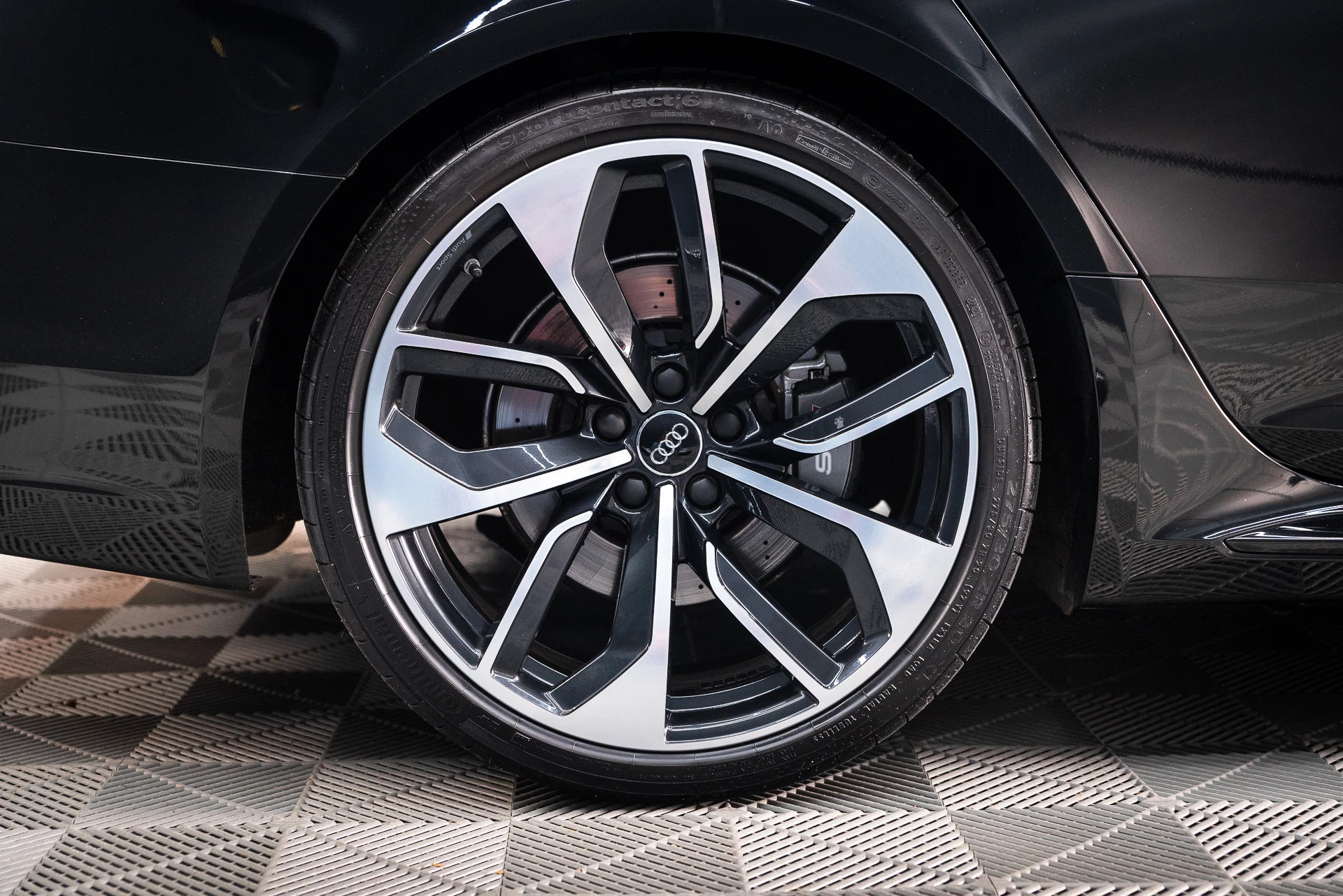 Hoofdafbeelding Audi RS4