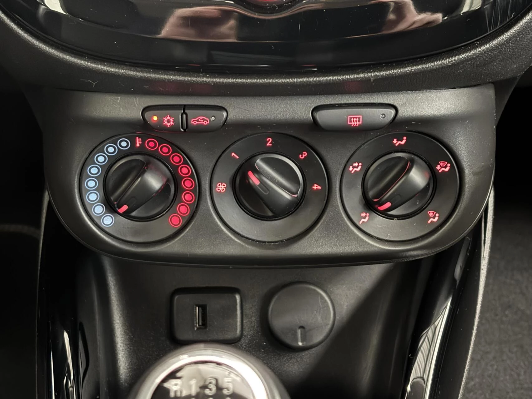 Hoofdafbeelding Opel ADAM