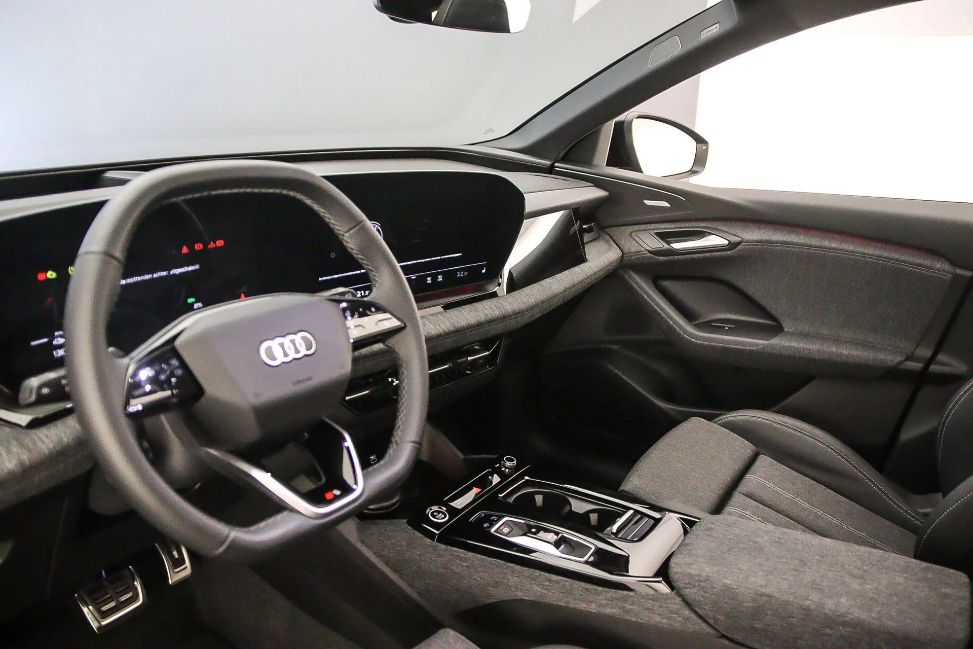 Hoofdafbeelding Audi Q6 e-tron