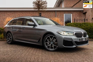 Hoofdafbeelding BMW 5 Serie BMW 5-serie Touring 530e Business Edition Plus M-Sport Laser Pano Memory Leder 19''