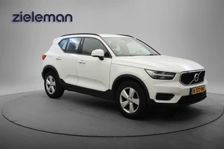 Volvo XC40 1.5 T2 Momentum Core - Cruise