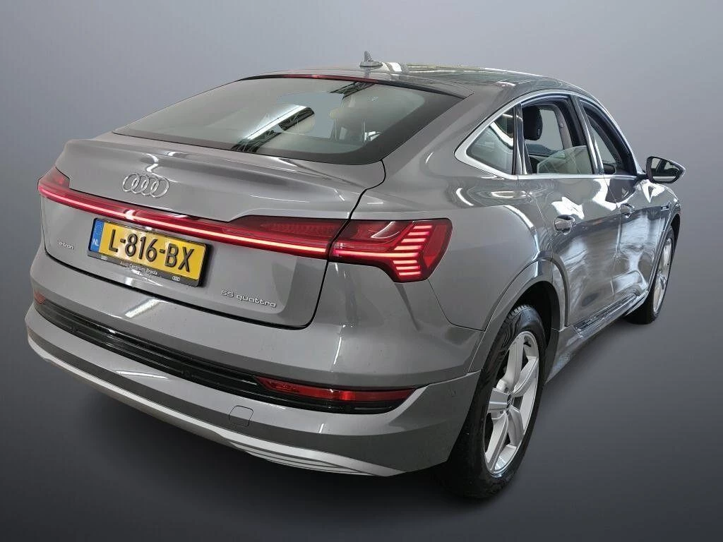 Hoofdafbeelding Audi e-tron