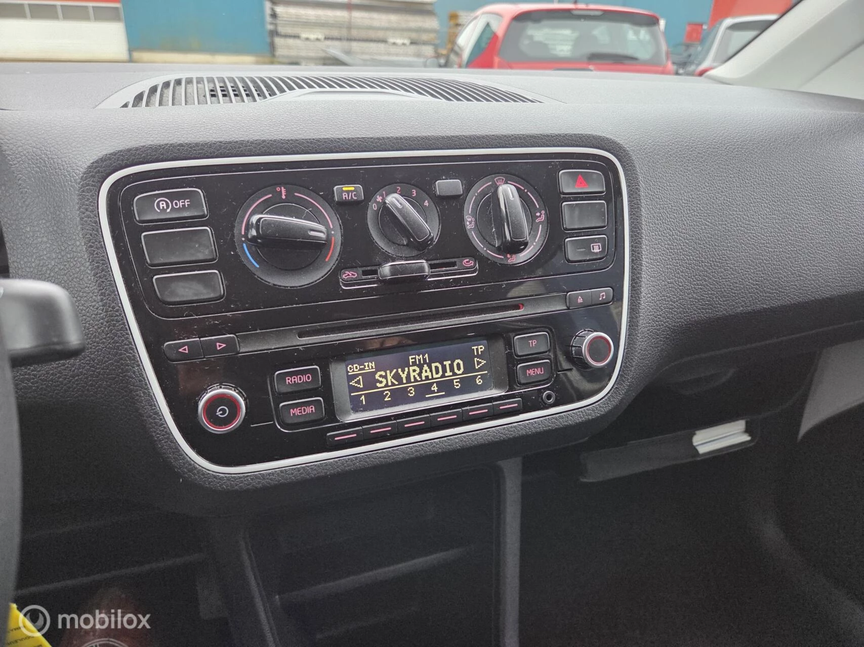 Hoofdafbeelding Volkswagen up!