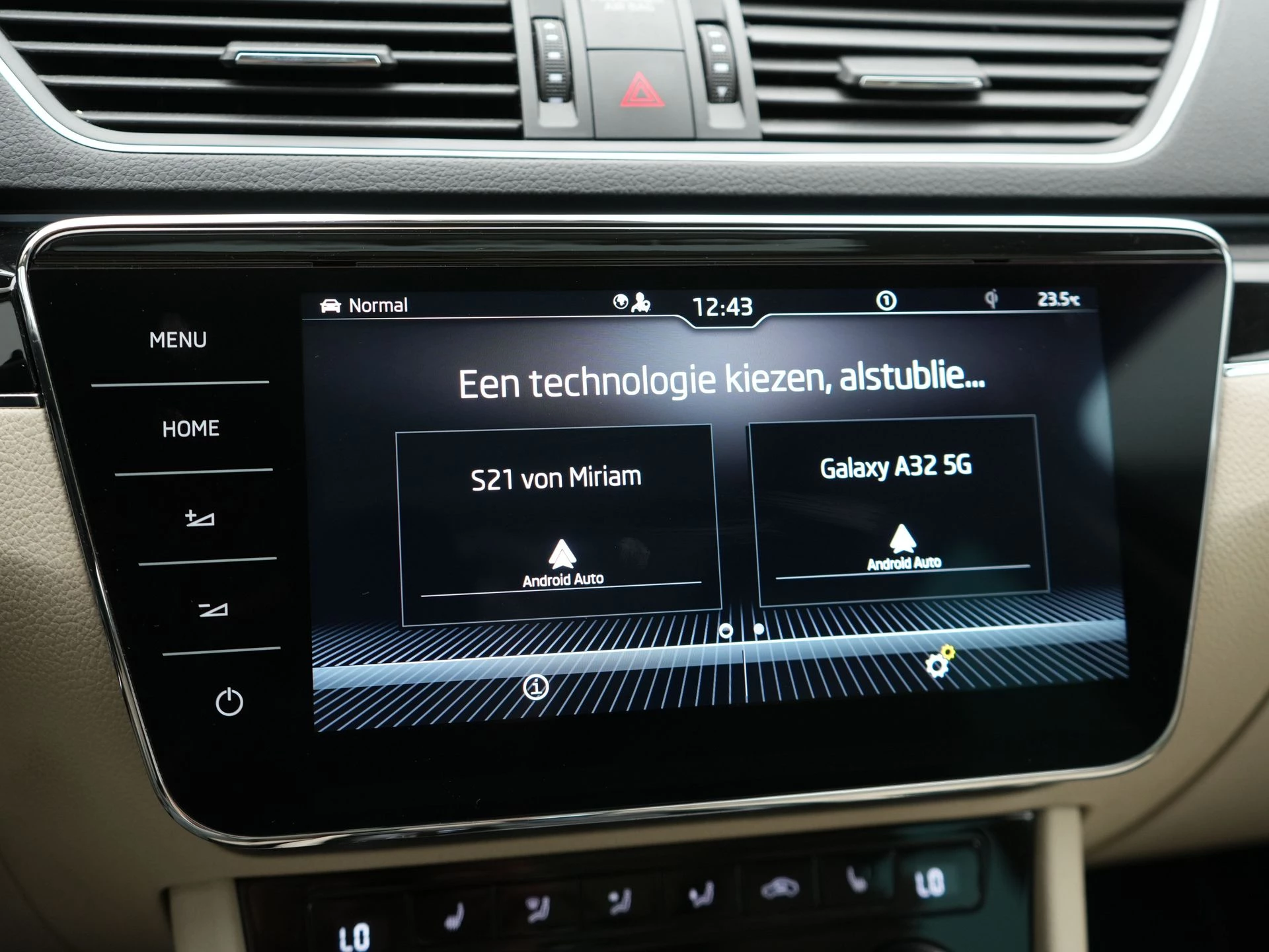 Hoofdafbeelding Škoda Superb