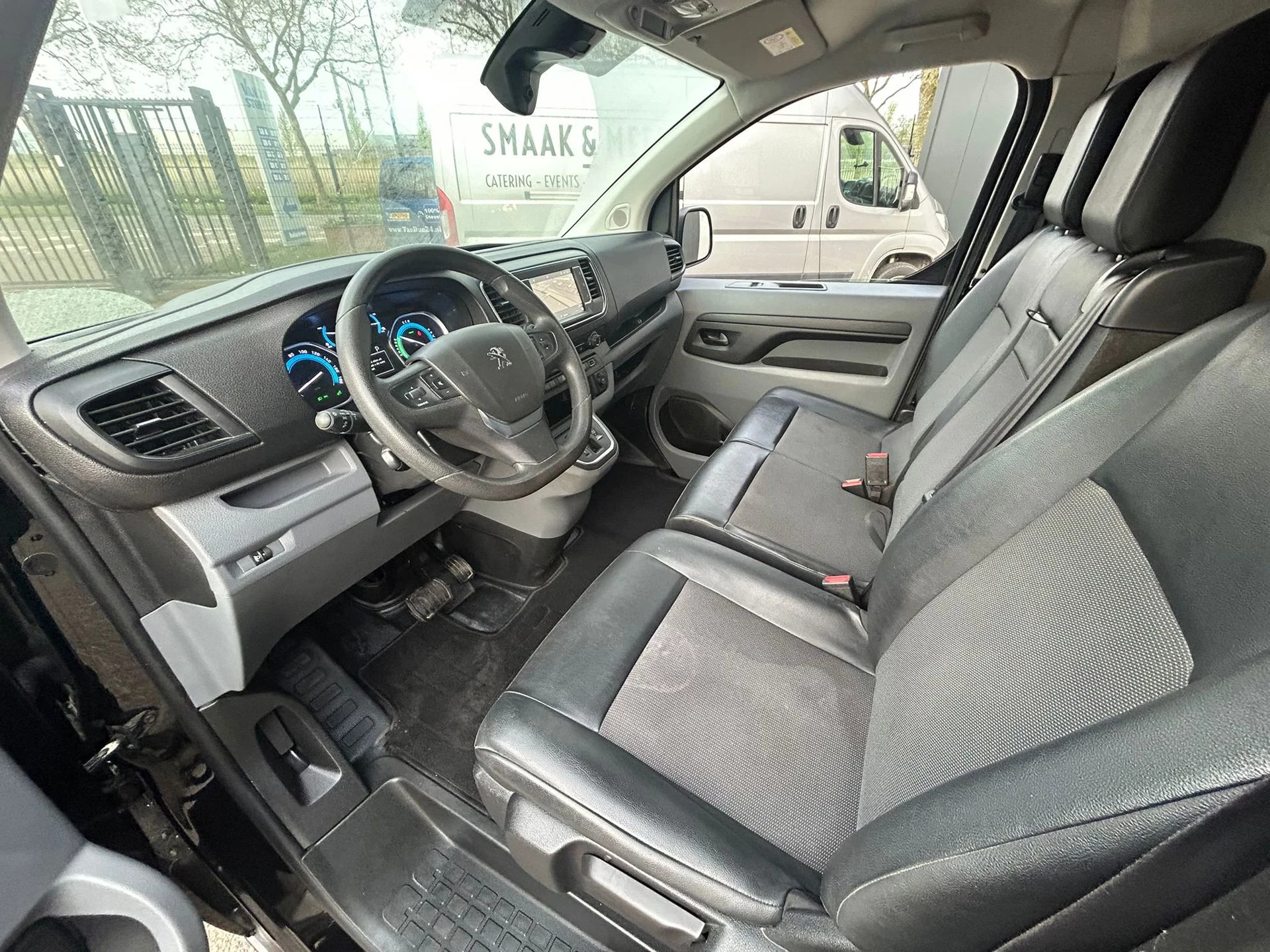 Hoofdafbeelding Peugeot e-Expert