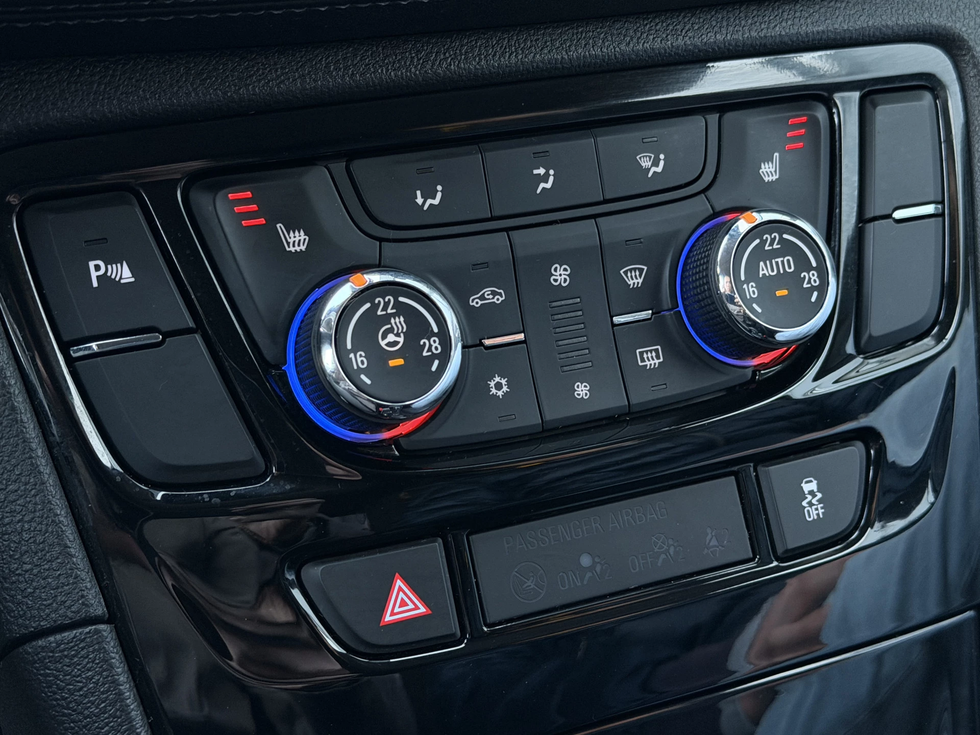 Hoofdafbeelding Opel Mokka X