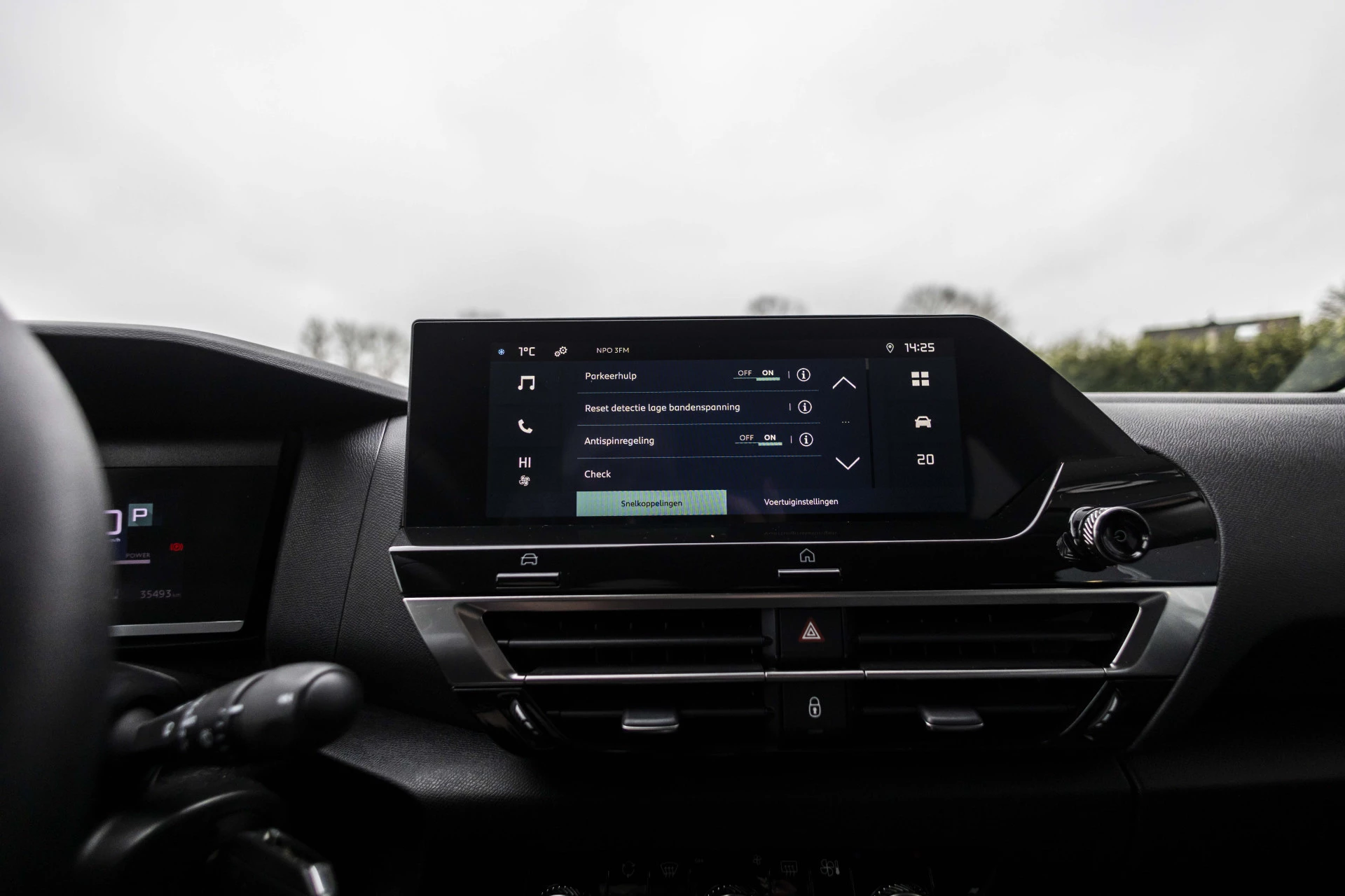 Hoofdafbeelding Citroën ë-C4