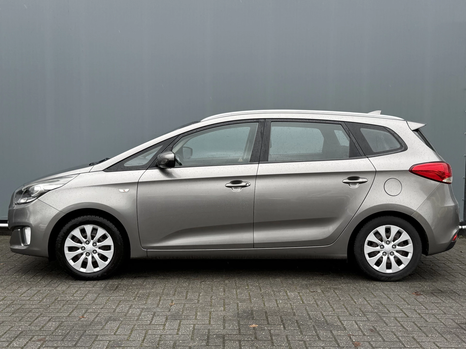 Hoofdafbeelding Kia Carens