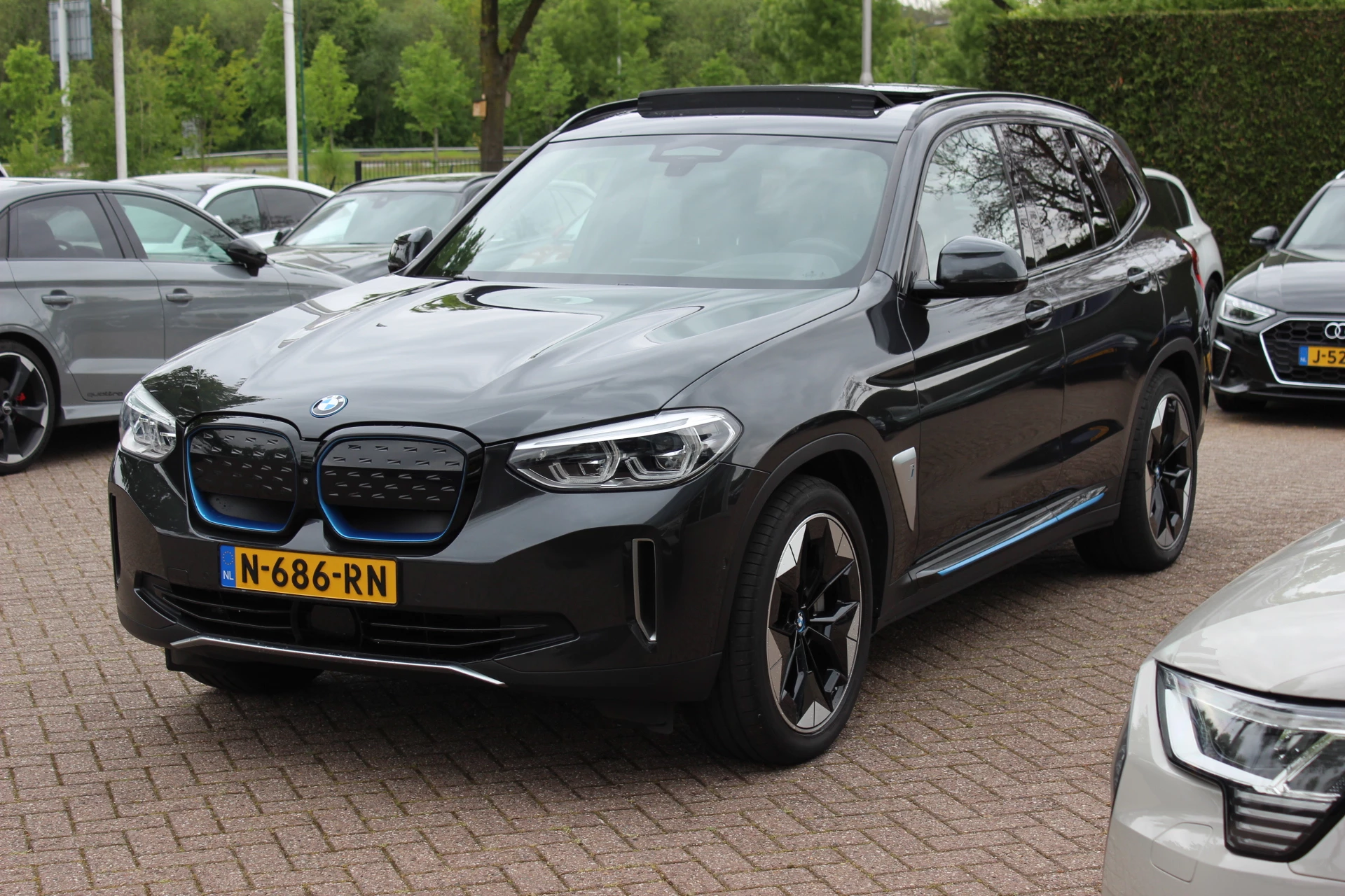 Hoofdafbeelding BMW iX3