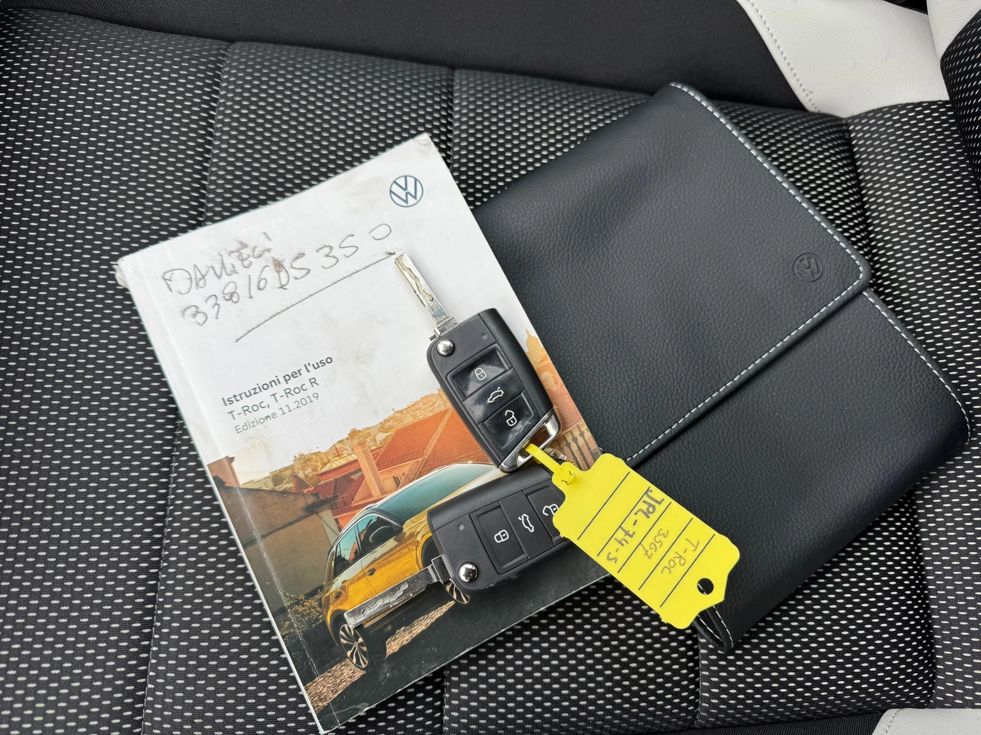 Hoofdafbeelding Volkswagen T-Roc