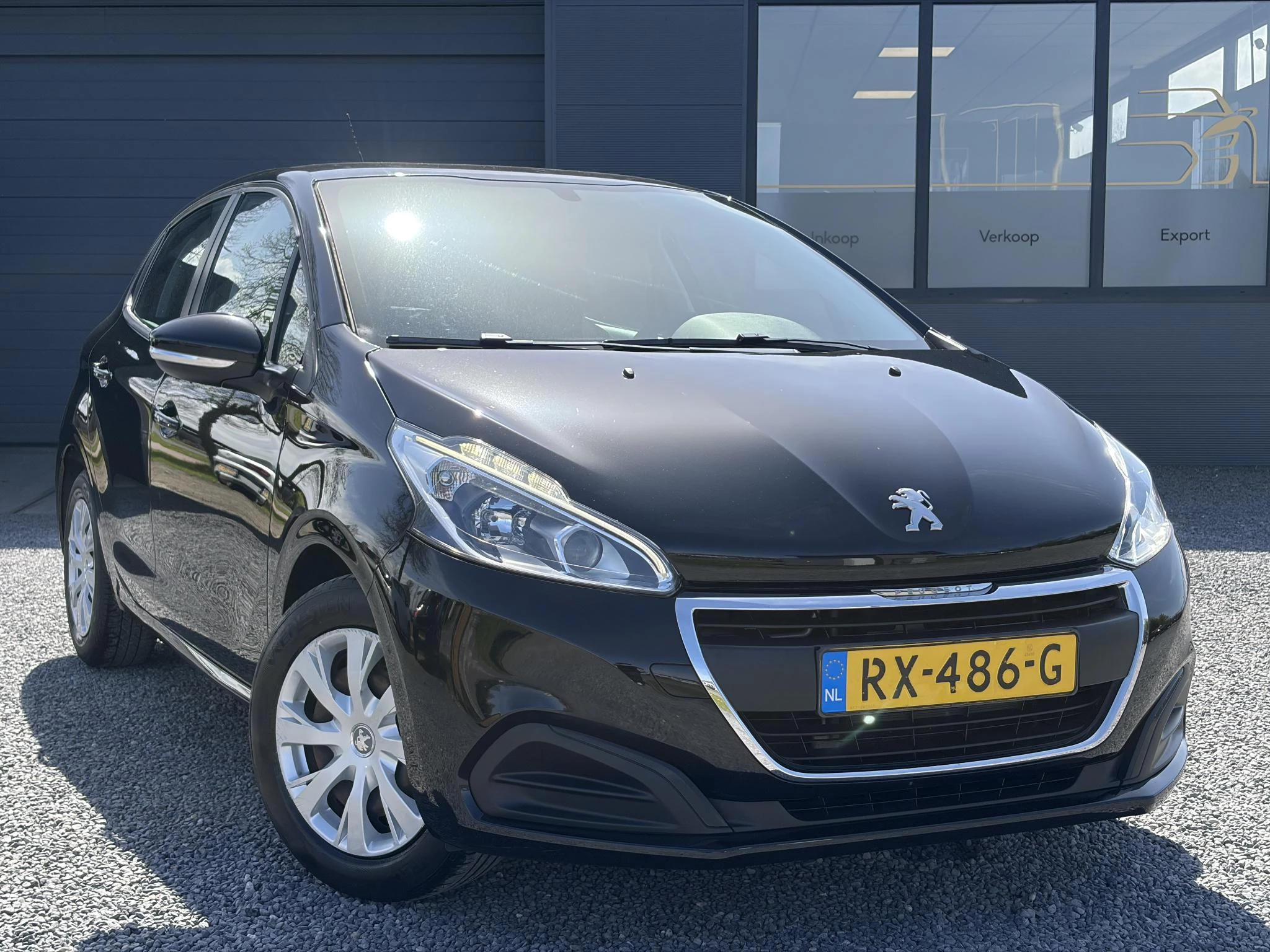 Hoofdafbeelding Peugeot 208