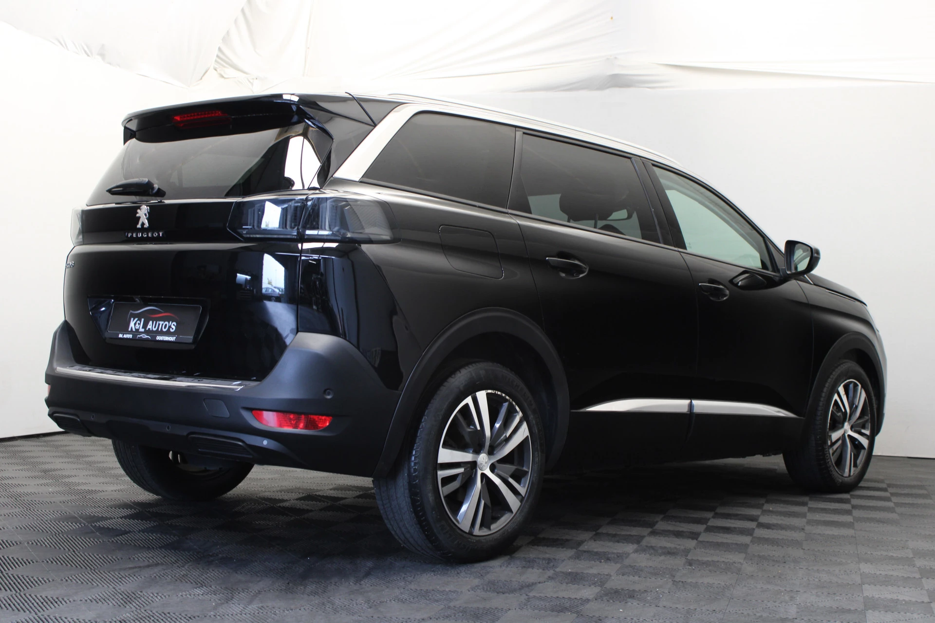 Hoofdafbeelding Peugeot 5008
