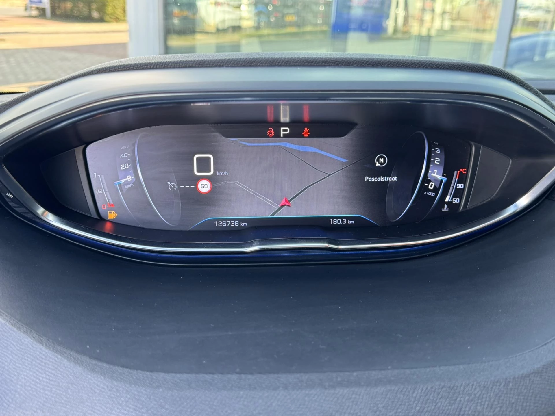 Hoofdafbeelding Peugeot 5008