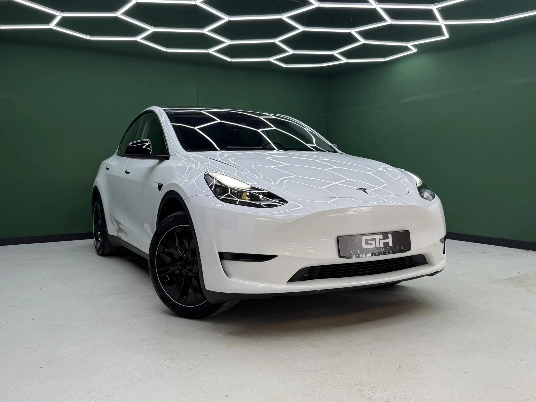 Hoofdafbeelding Tesla Model Y