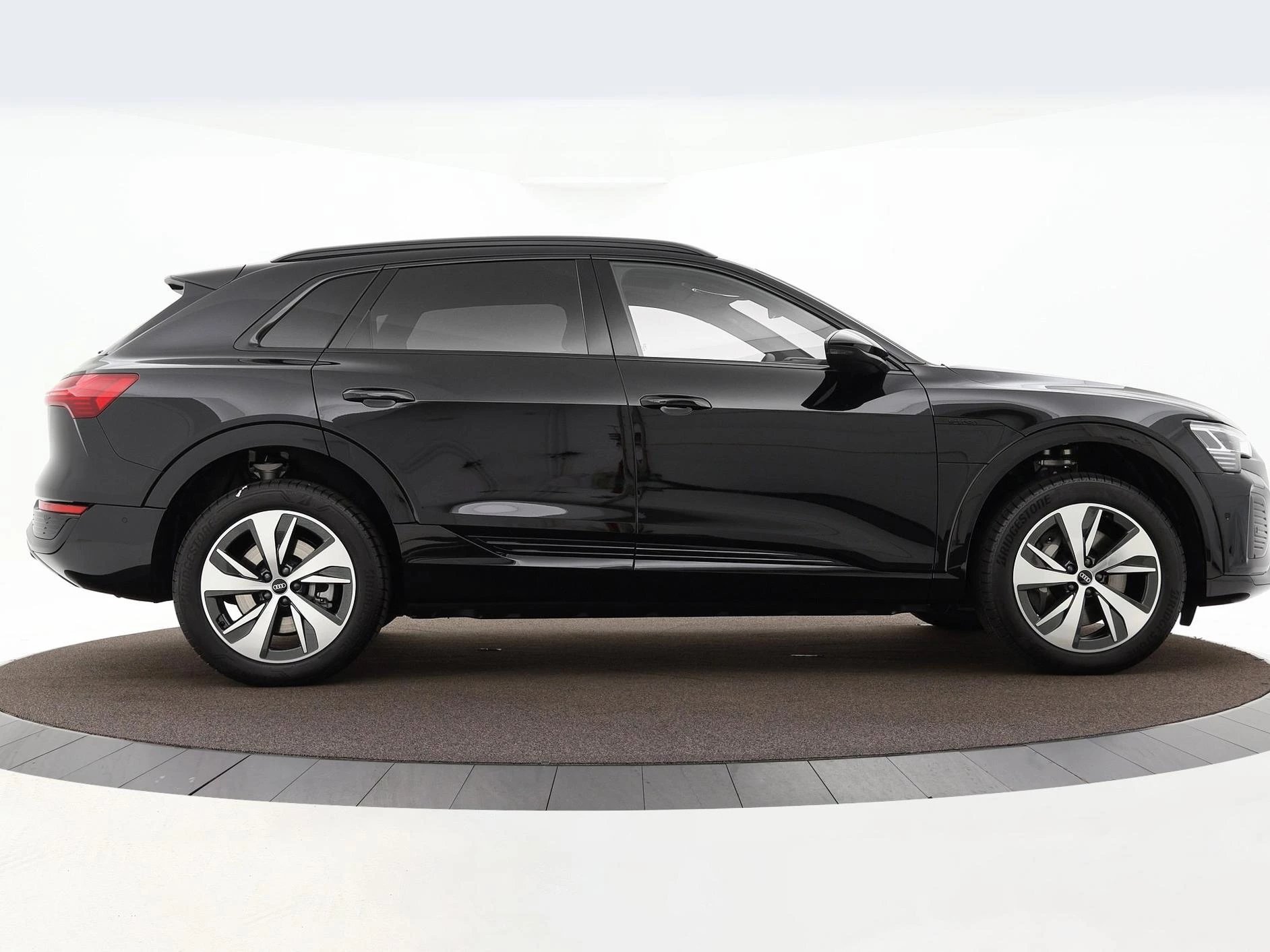 Hoofdafbeelding Audi Q8 e-tron