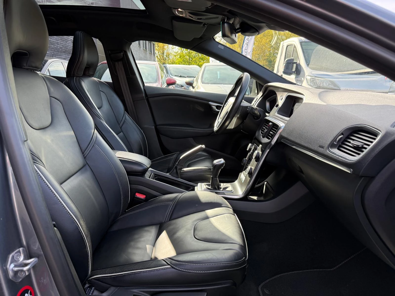 Hoofdafbeelding Volvo V40