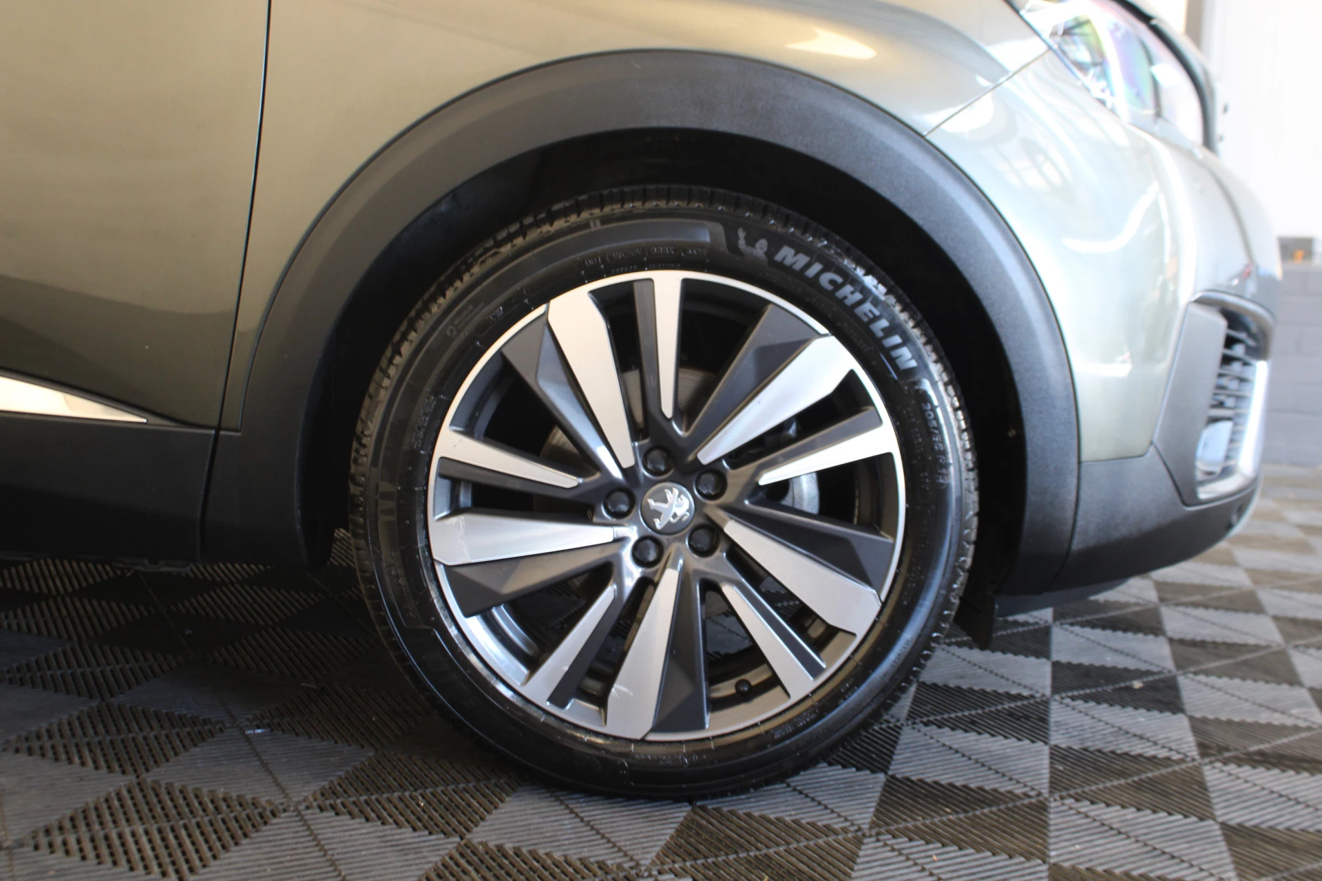 Hoofdafbeelding Peugeot 5008