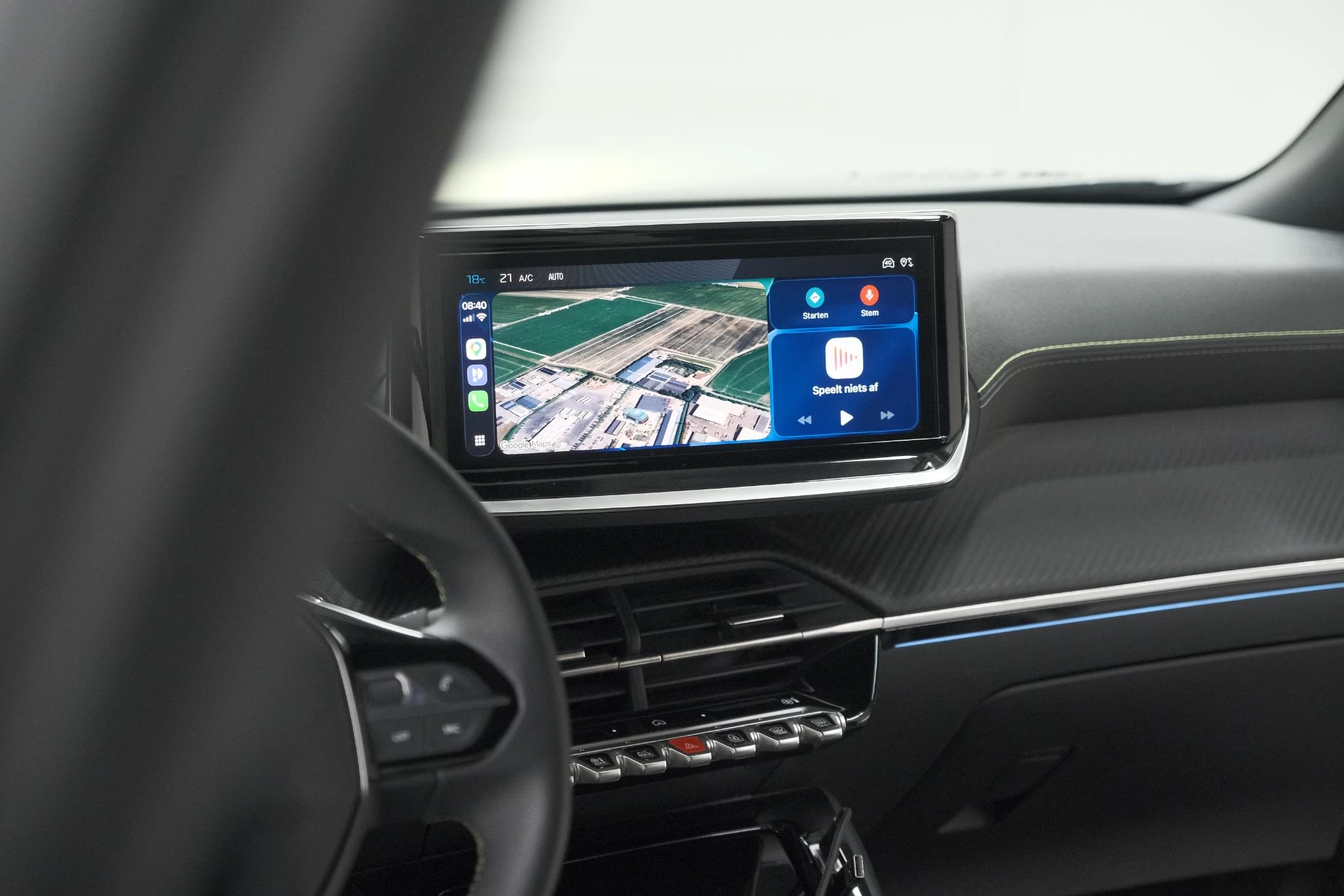 Hoofdafbeelding Peugeot e-2008