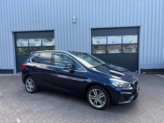 BMW 2 Serie Active Tourer - 220I SPORT Pano I Climate I All-in prijs!