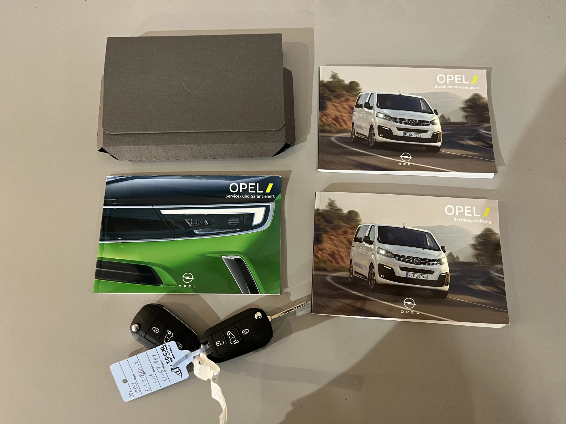 Hoofdafbeelding Opel Vivaro-e