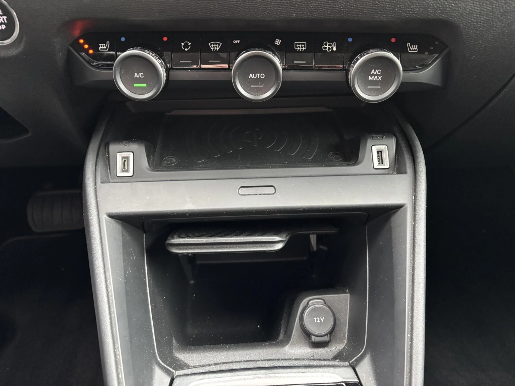 Hoofdafbeelding Citroën ë-C4