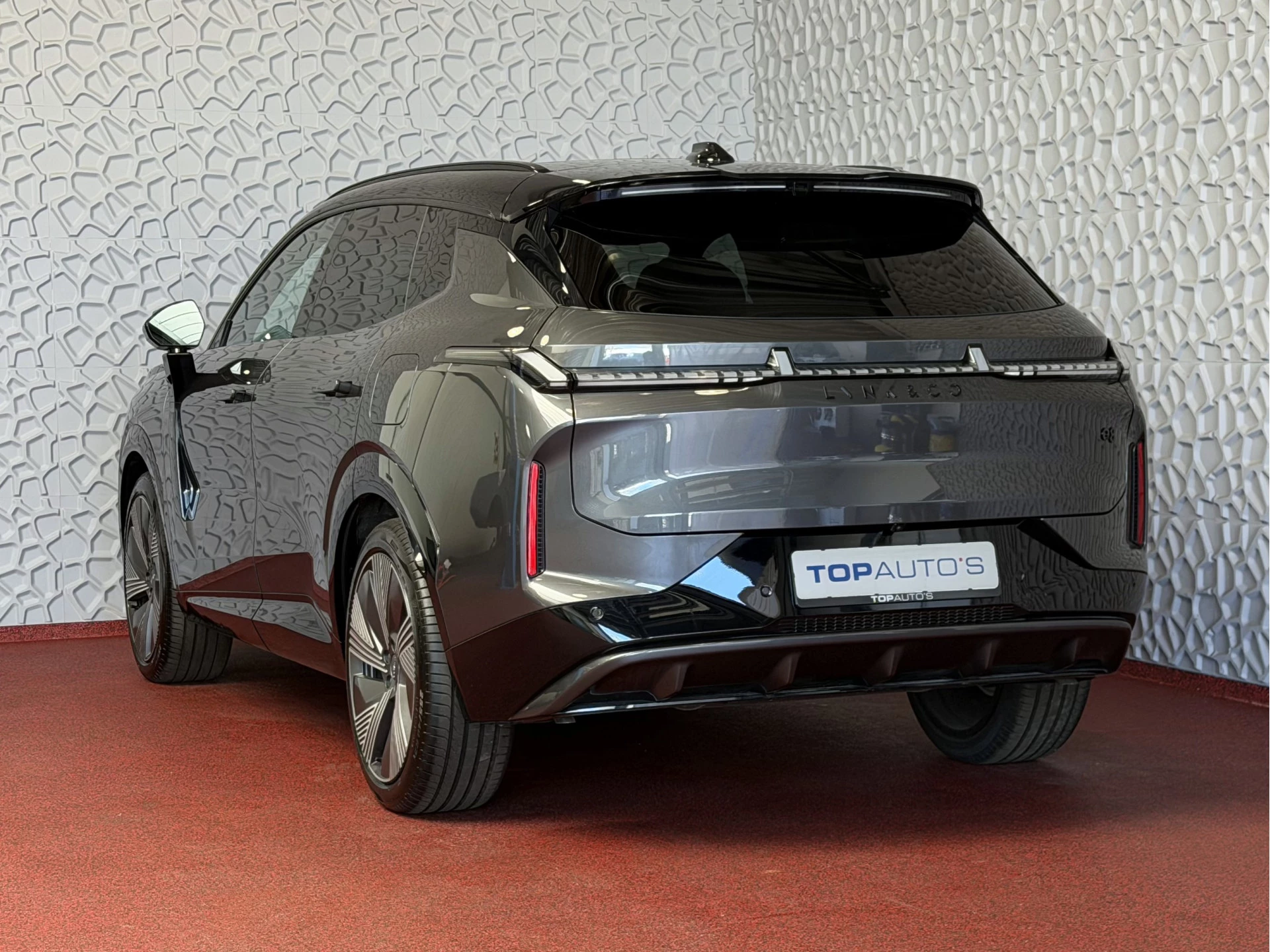 Hoofdafbeelding Lynk & Co 08