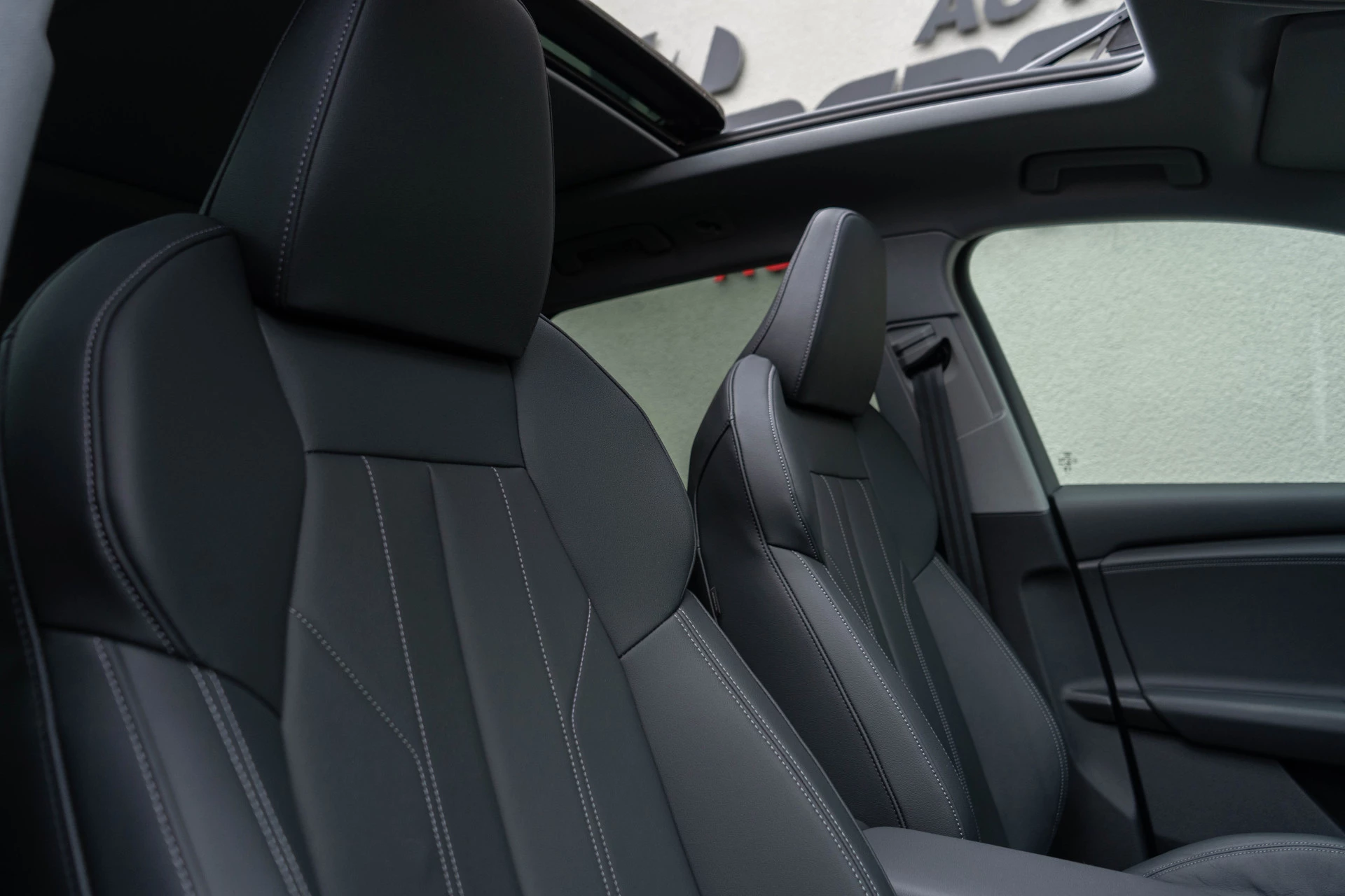 Hoofdafbeelding Audi Q6 e-tron