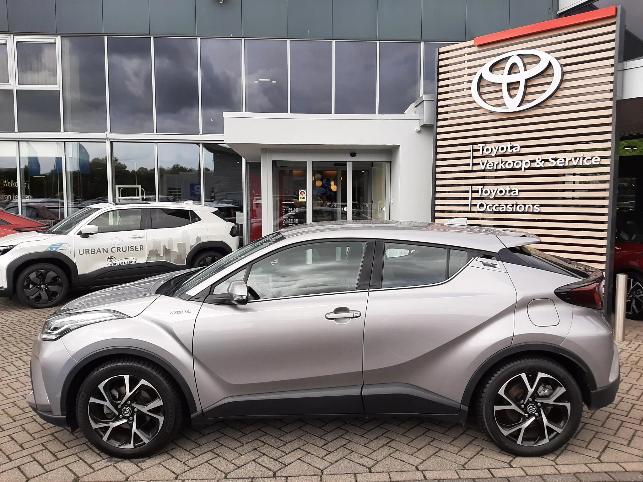 Hoofdafbeelding Toyota C-HR