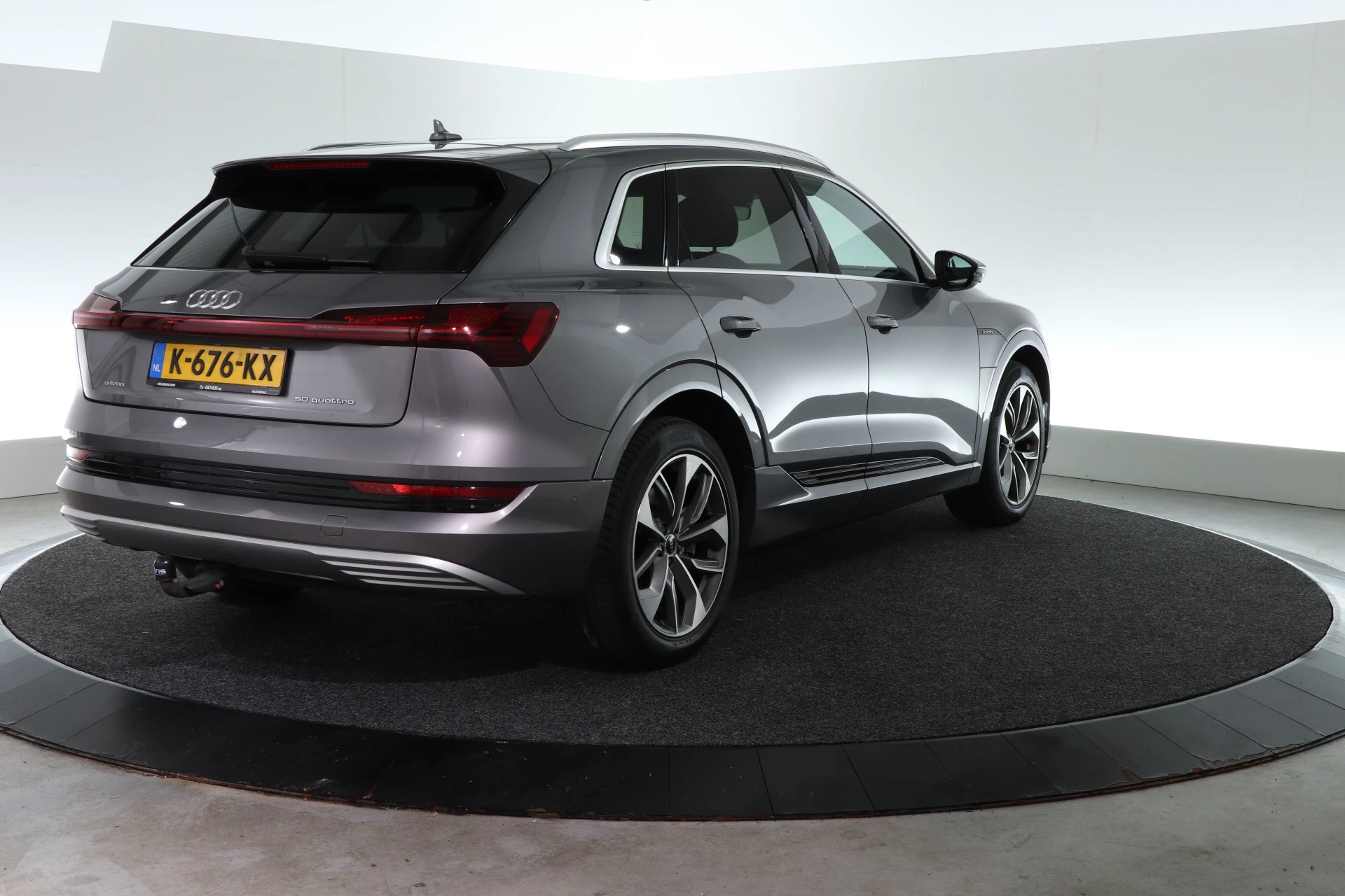 Hoofdafbeelding Audi e-tron