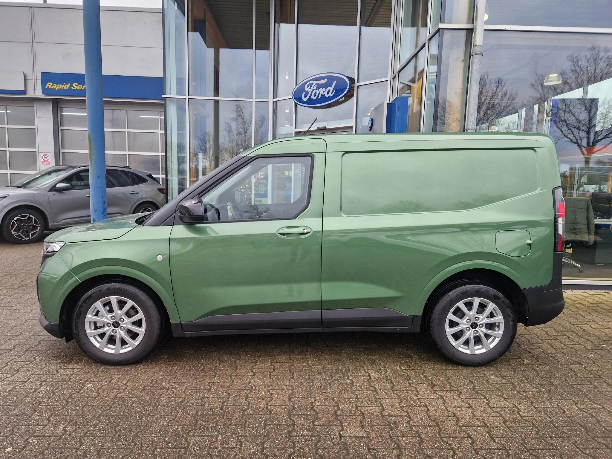 Hoofdafbeelding Ford Transit Courier