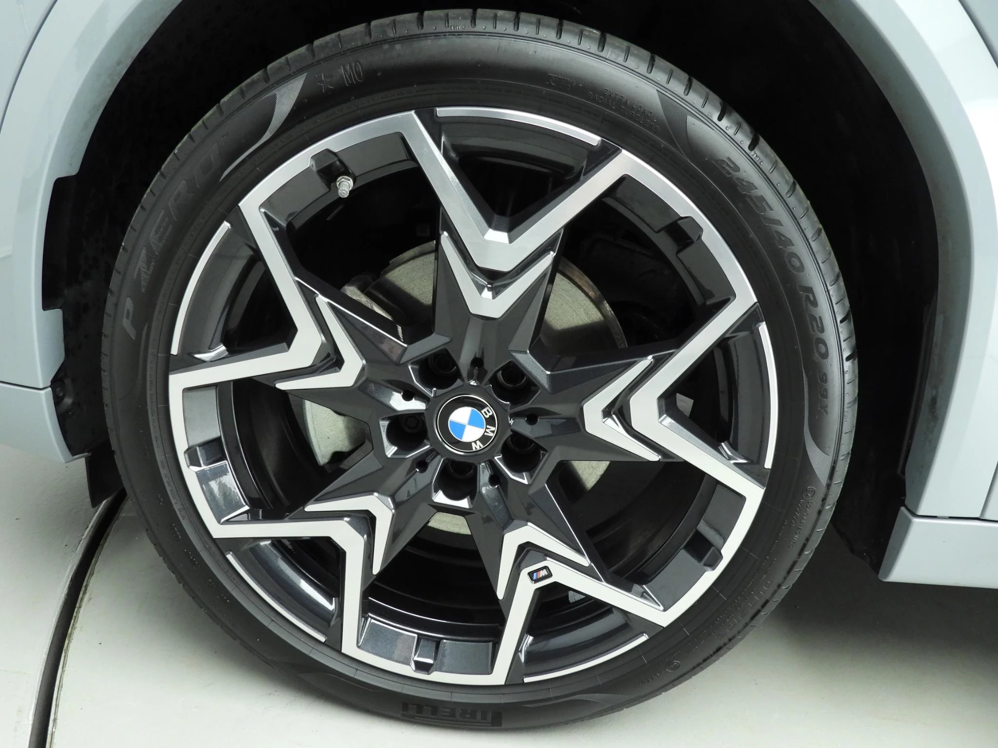 Hoofdafbeelding BMW iX2