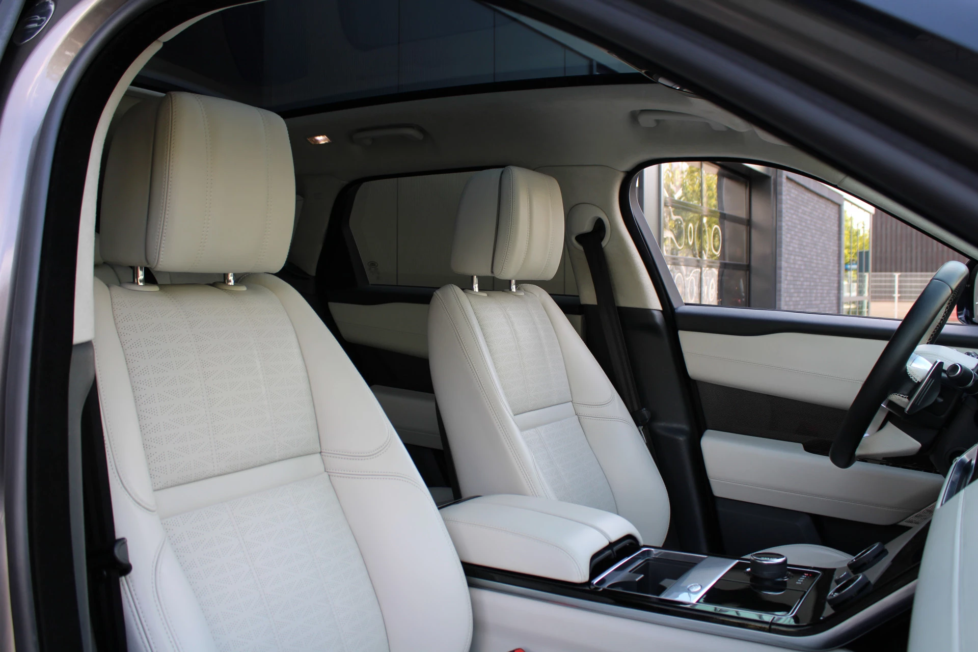 Hoofdafbeelding Land Rover Range Rover Velar