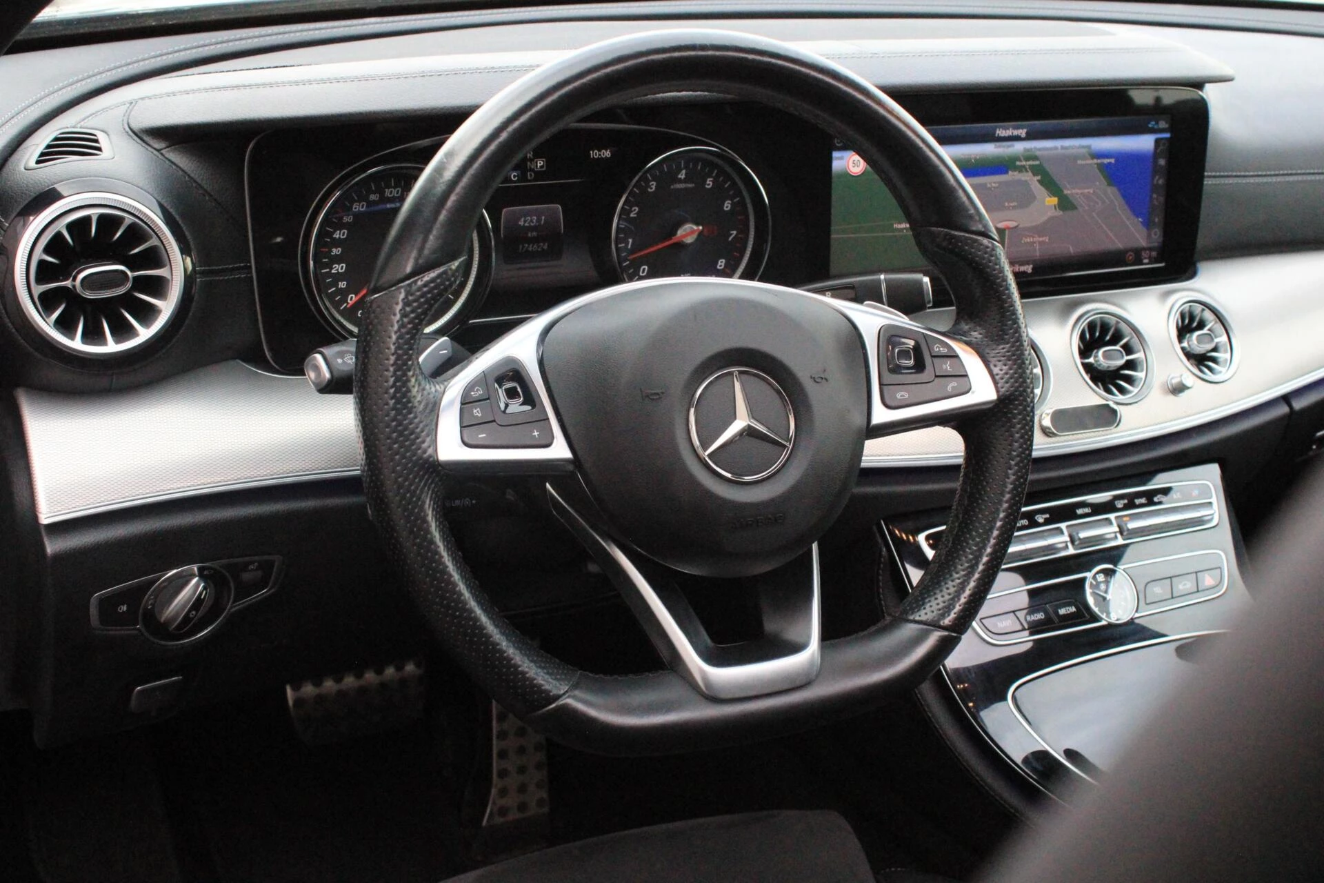 Hoofdafbeelding Mercedes-Benz E-Klasse