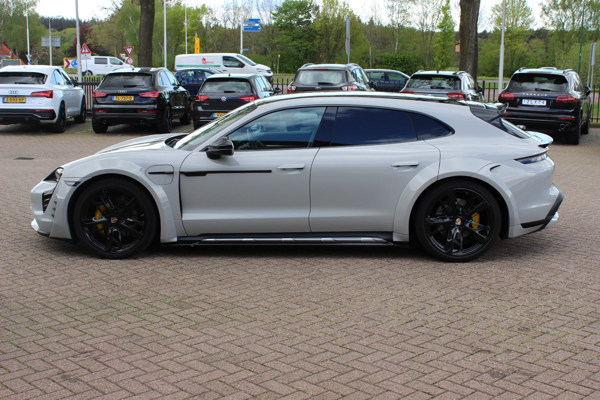 Hoofdafbeelding Porsche Taycan