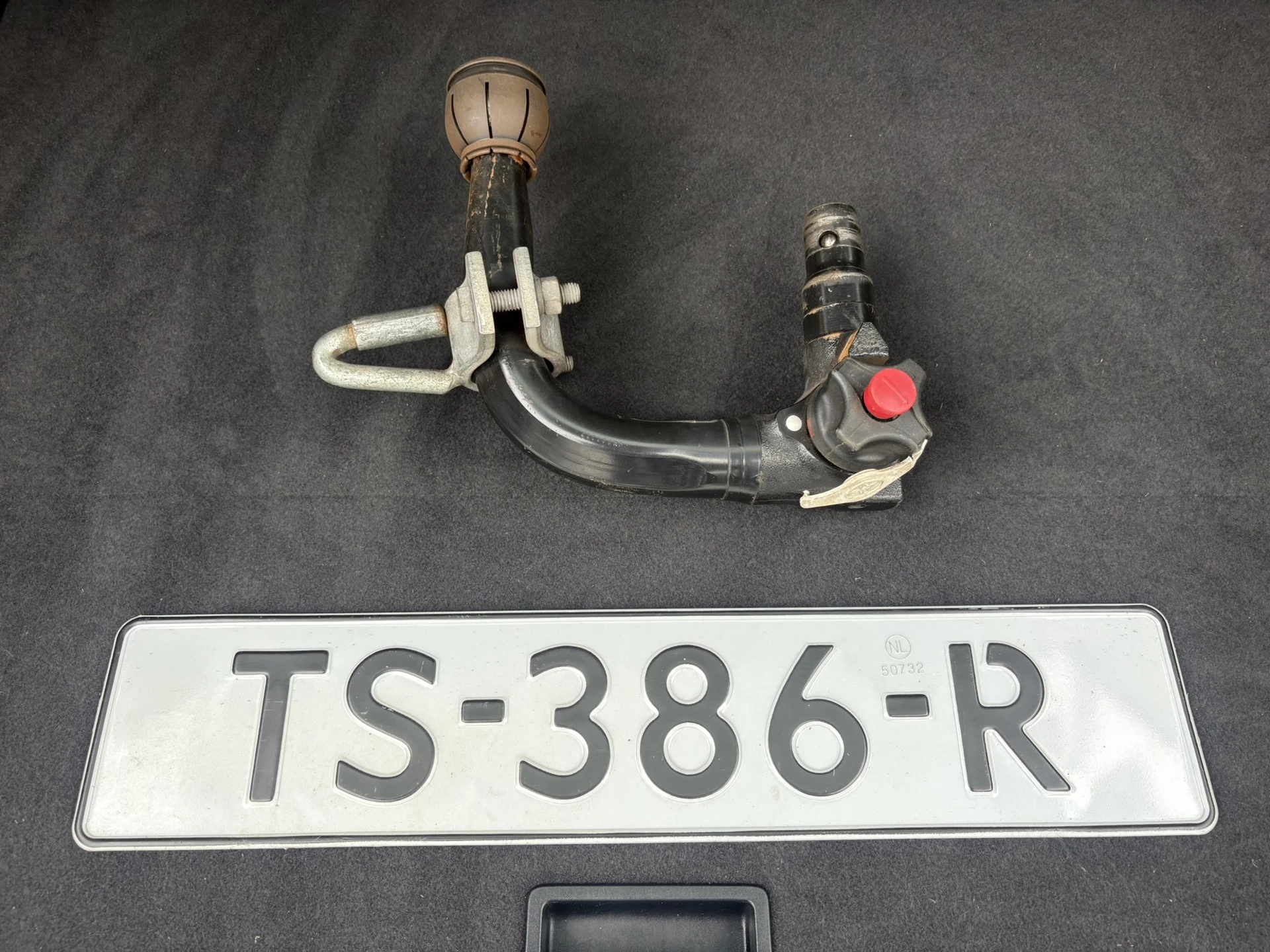 Hoofdafbeelding Toyota Avensis