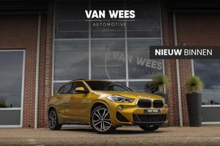 BMW X2 sDrive18i High Executive M-sport | 2e eigenaar | Driving Assistant | Panoramadak | 19 inch | Keyless entry | Head-up | Shadow line | HiFi audio | Stoelverwarming | Alcantara