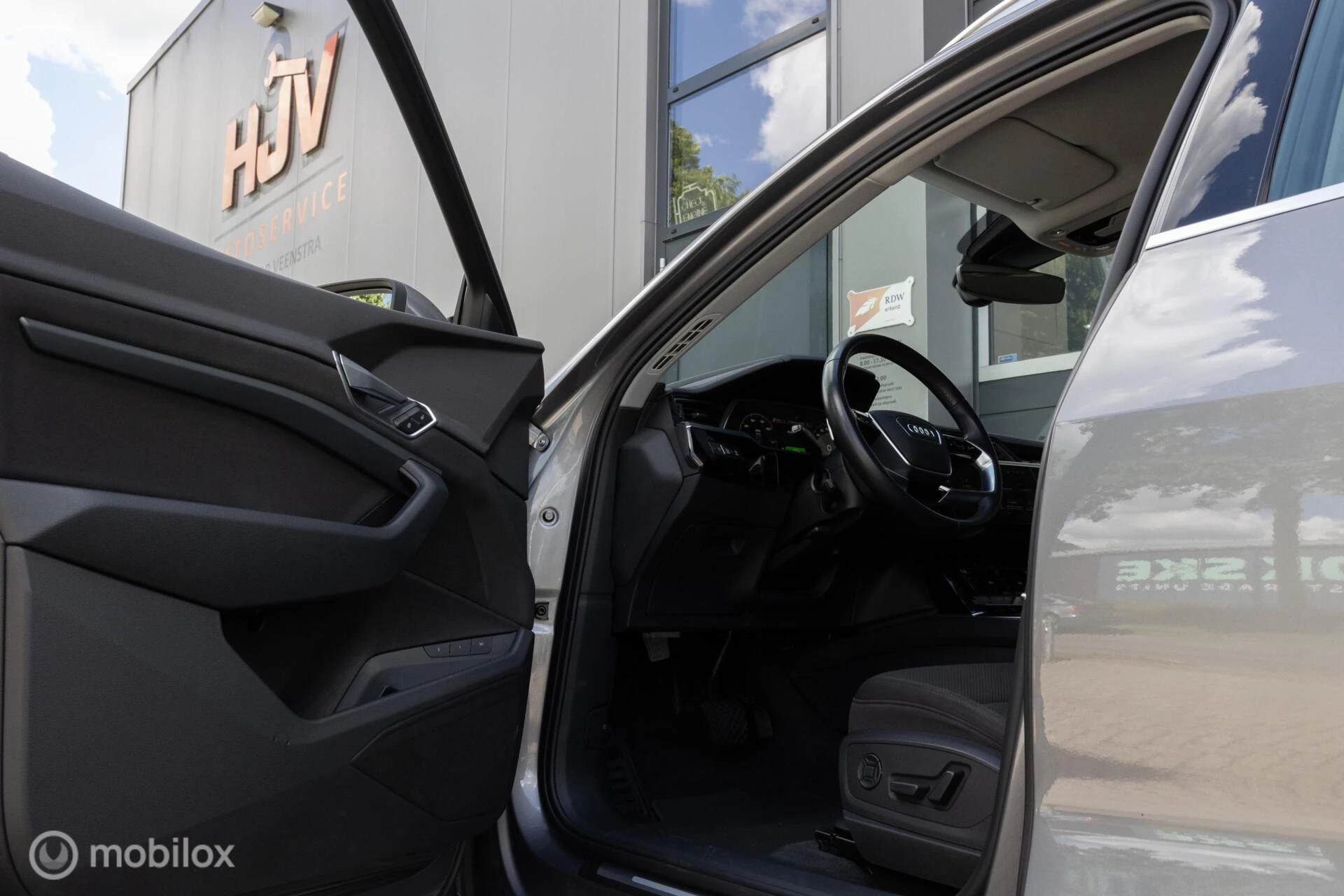 Hoofdafbeelding Audi e-tron